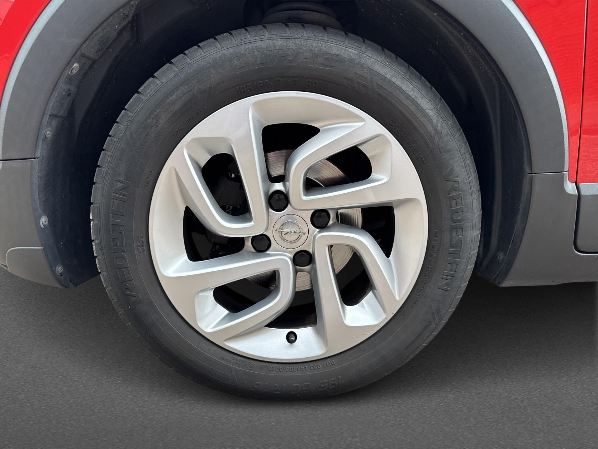 Opel Crossland X