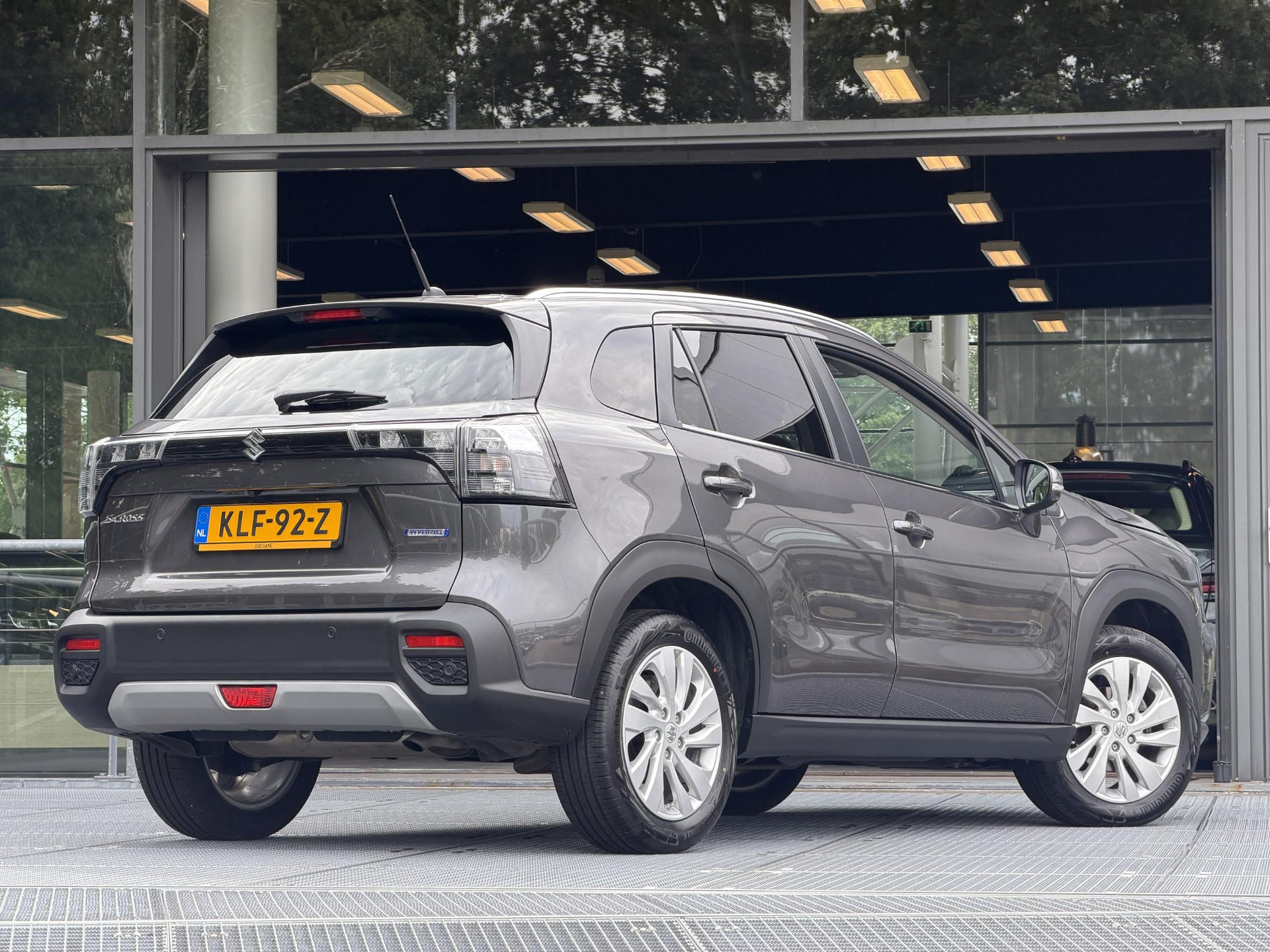Suzuki S-Cross