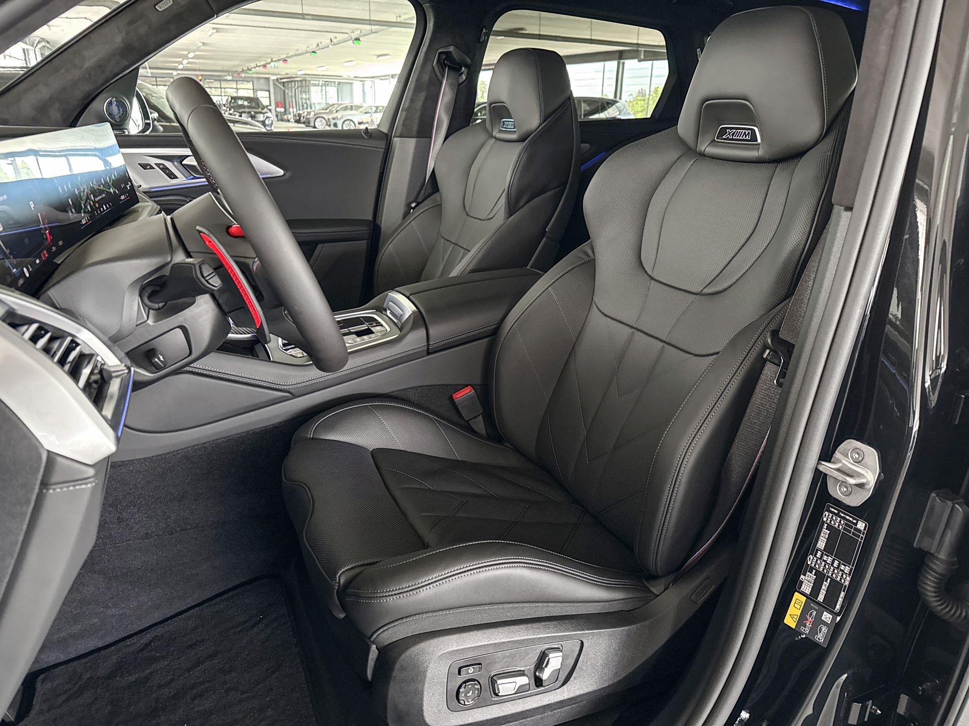 BMW XM