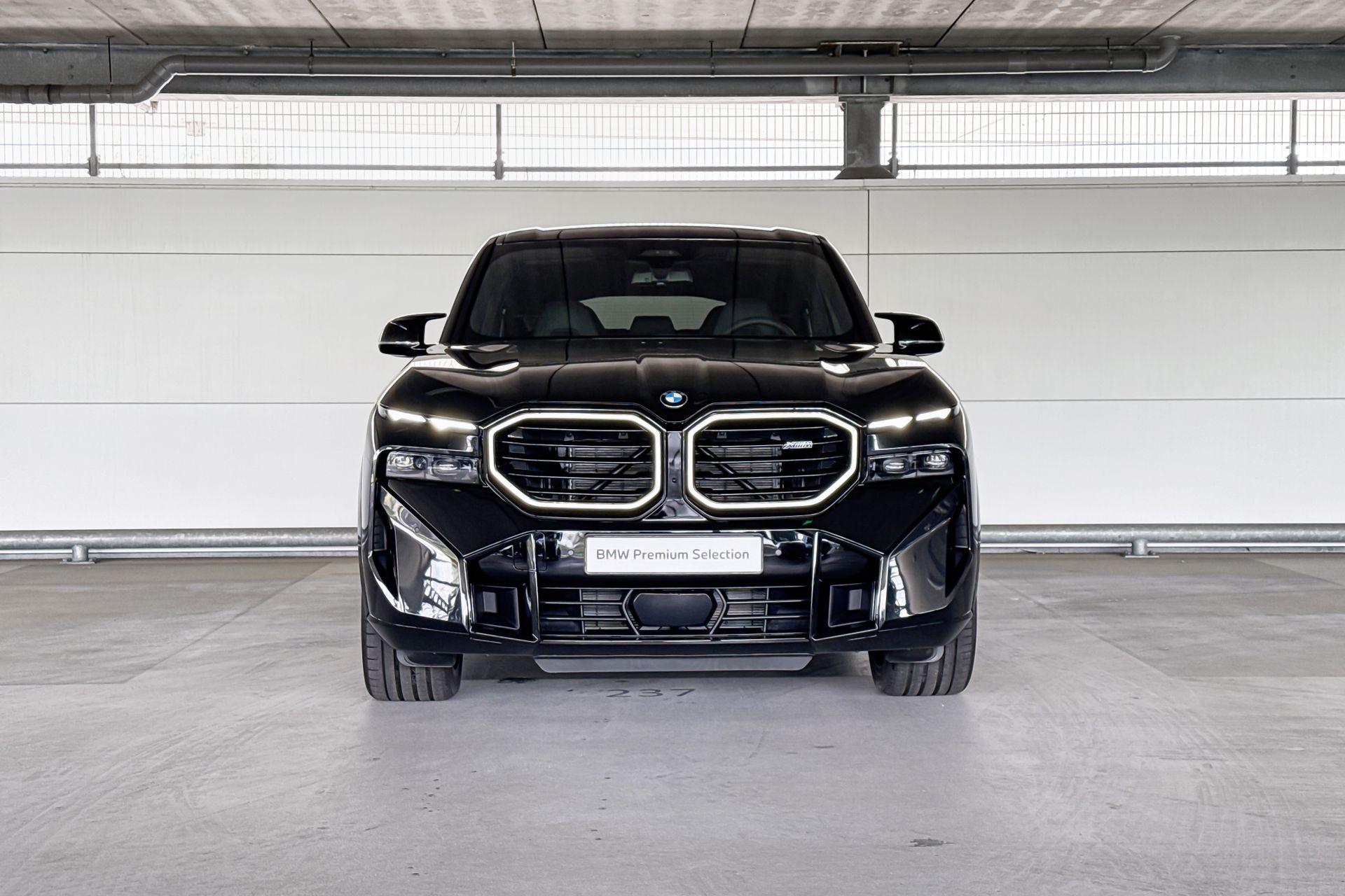 BMW XM