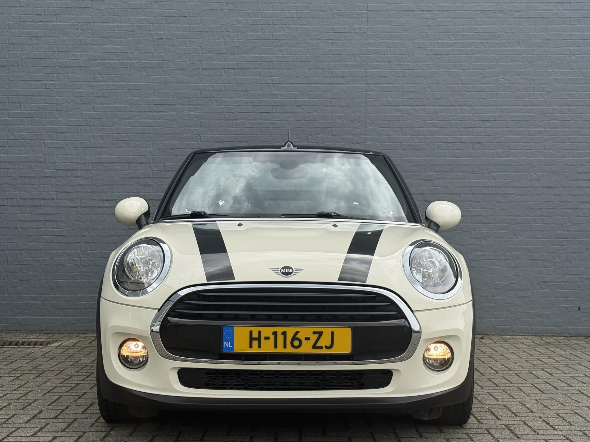 MINI Cooper Cabrio