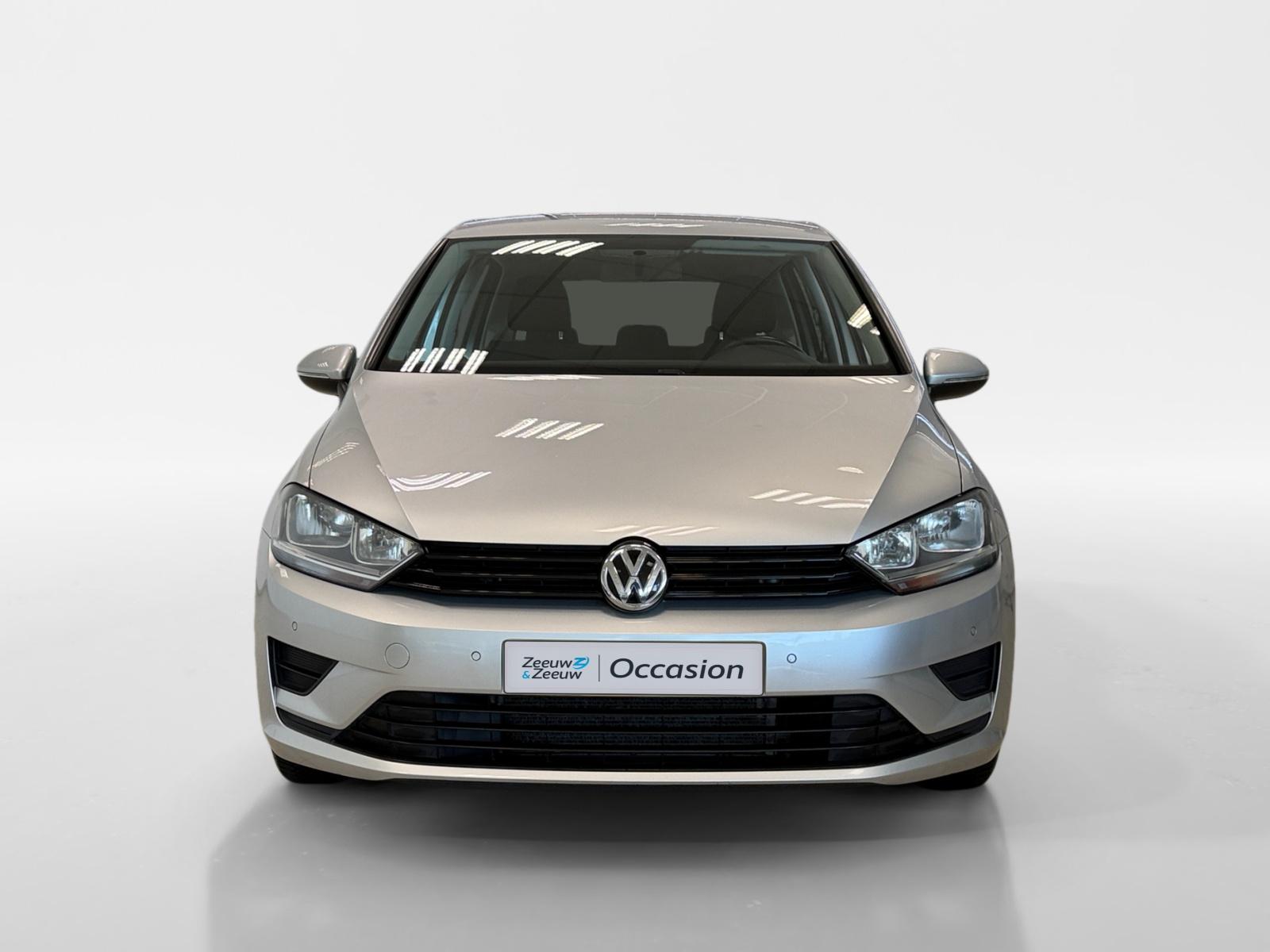 Volkswagen Golf SportsVan