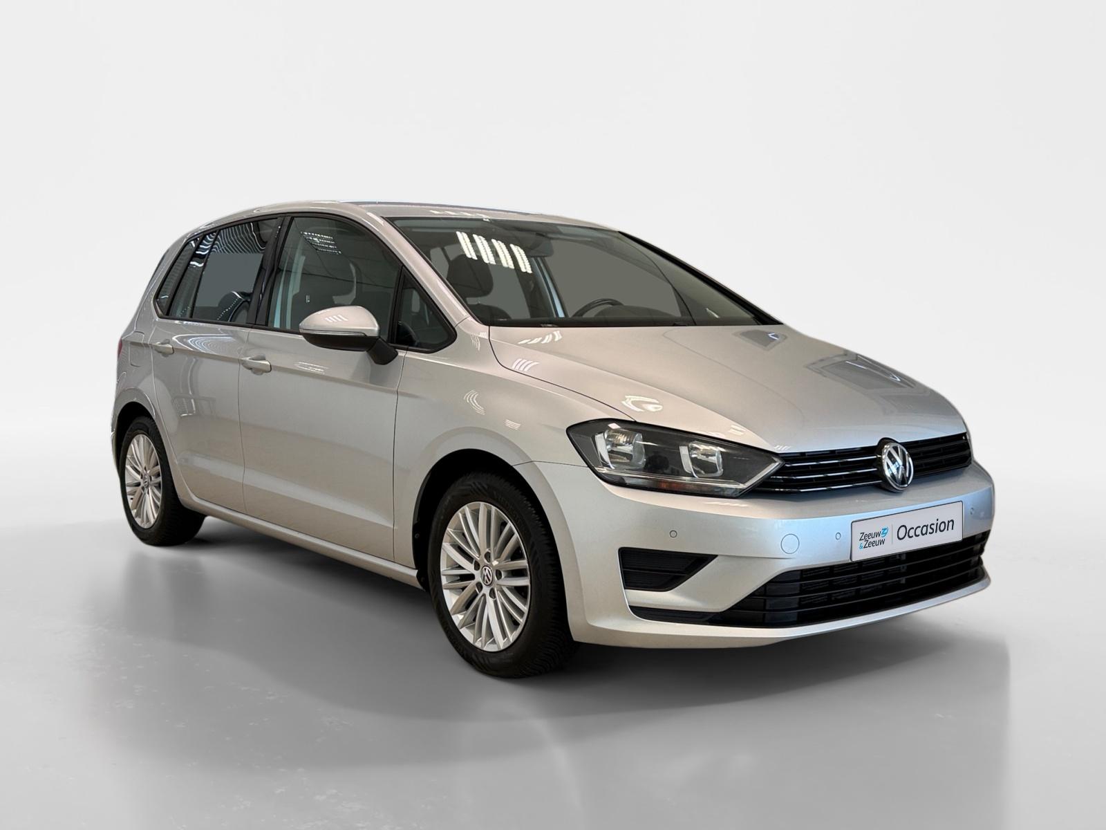 Volkswagen Golf SportsVan
