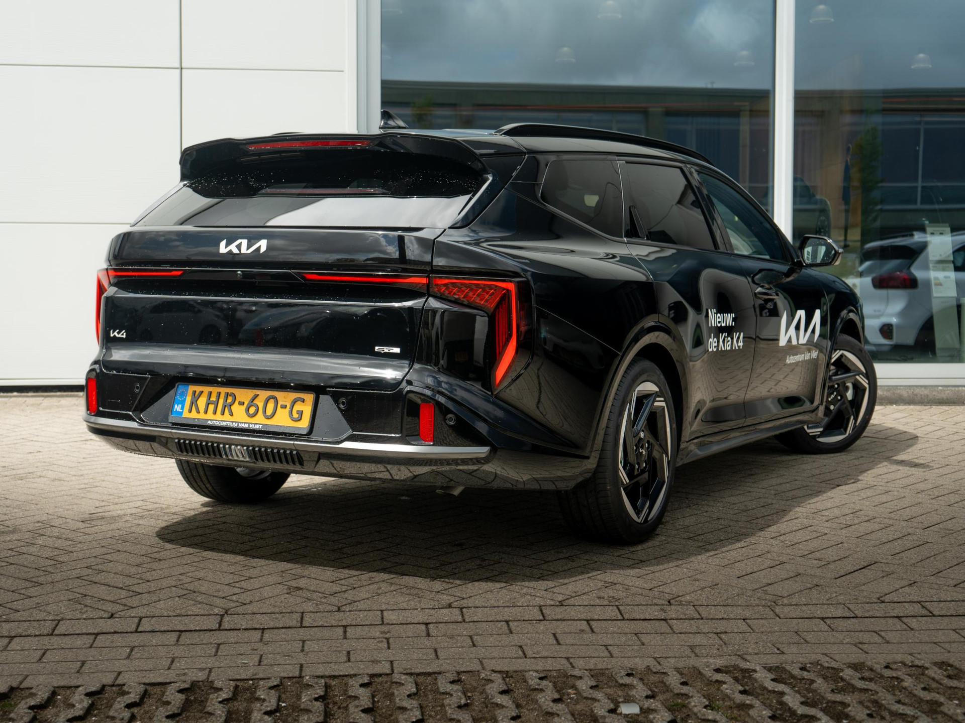 Kia K4