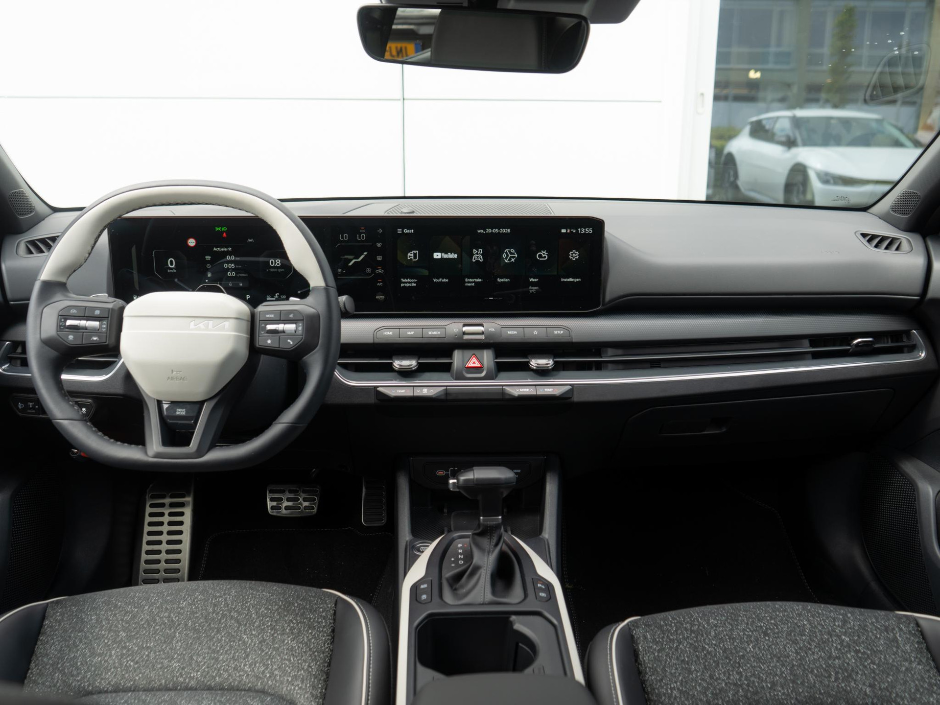 Kia K4