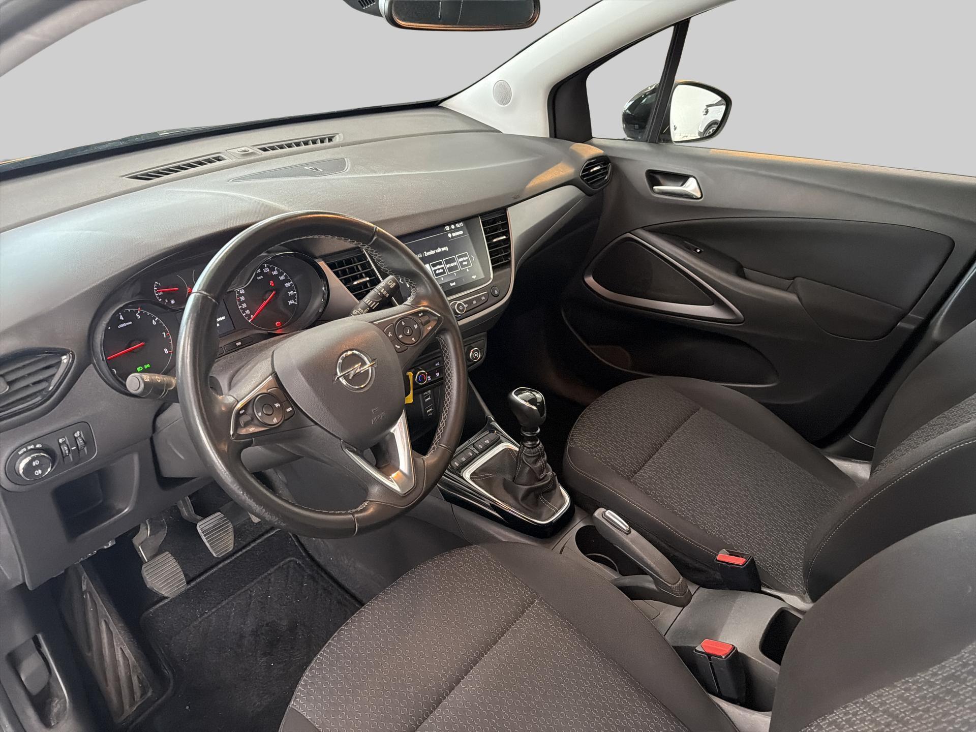 Opel Crossland X
