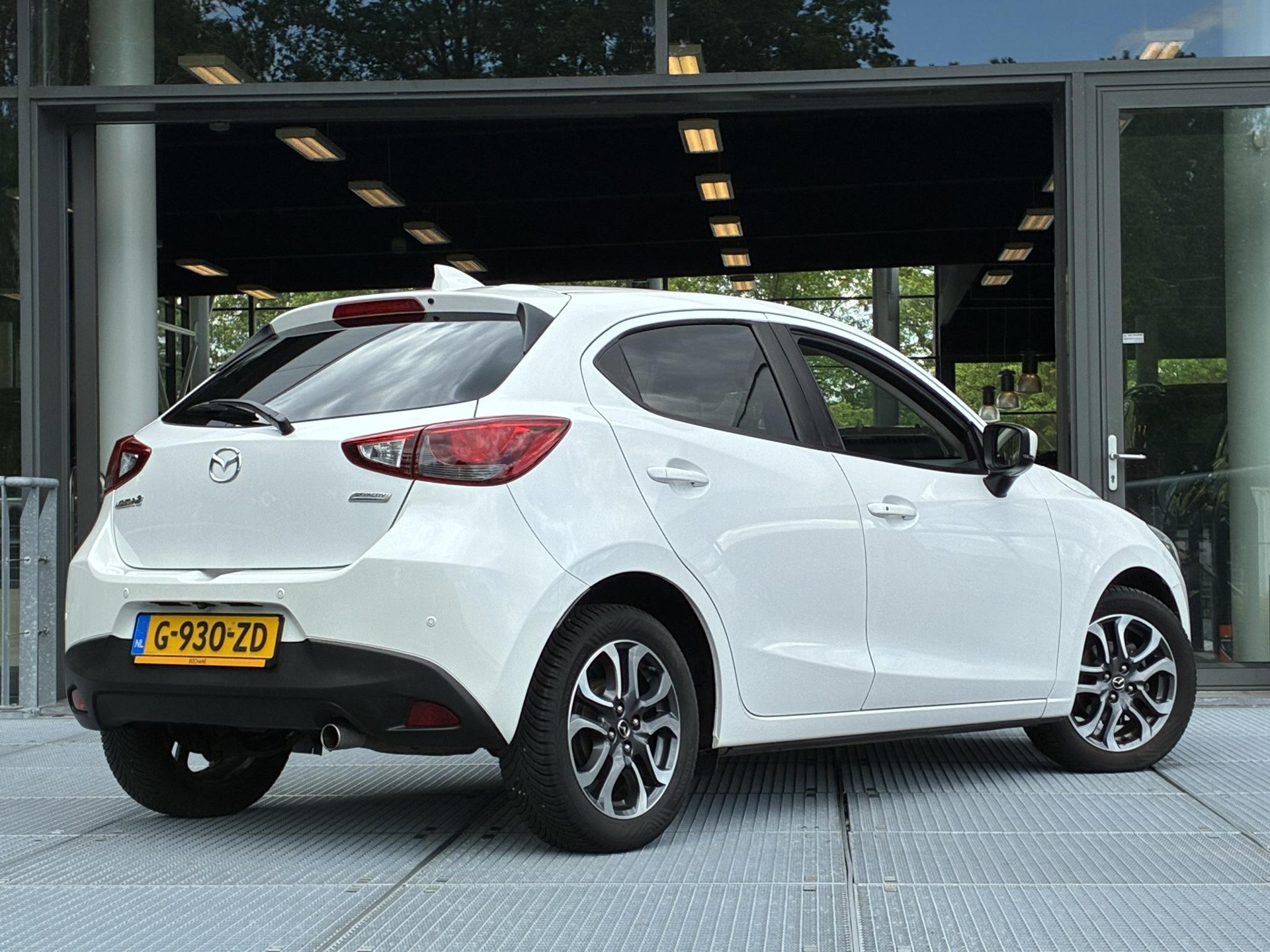 Mazda Mazda2
