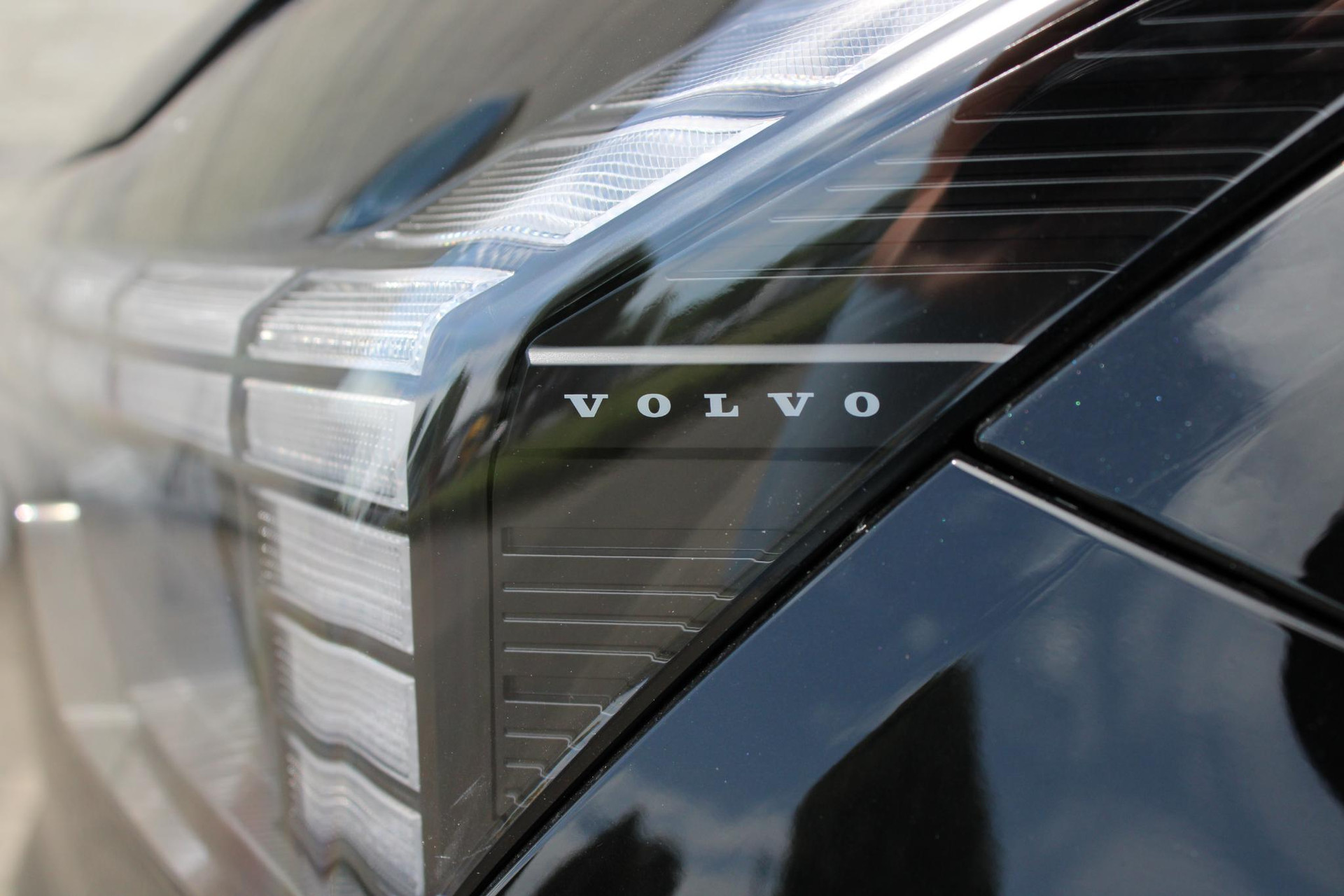 Volvo EX30