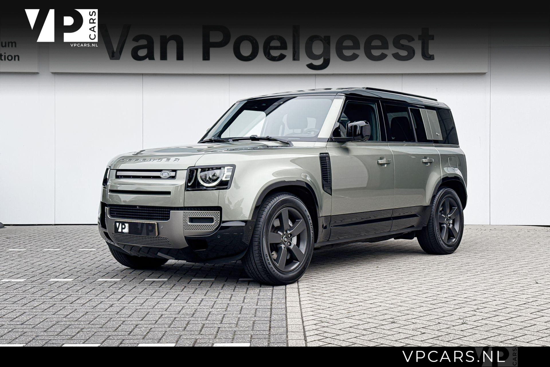 Land Rover Defender 110