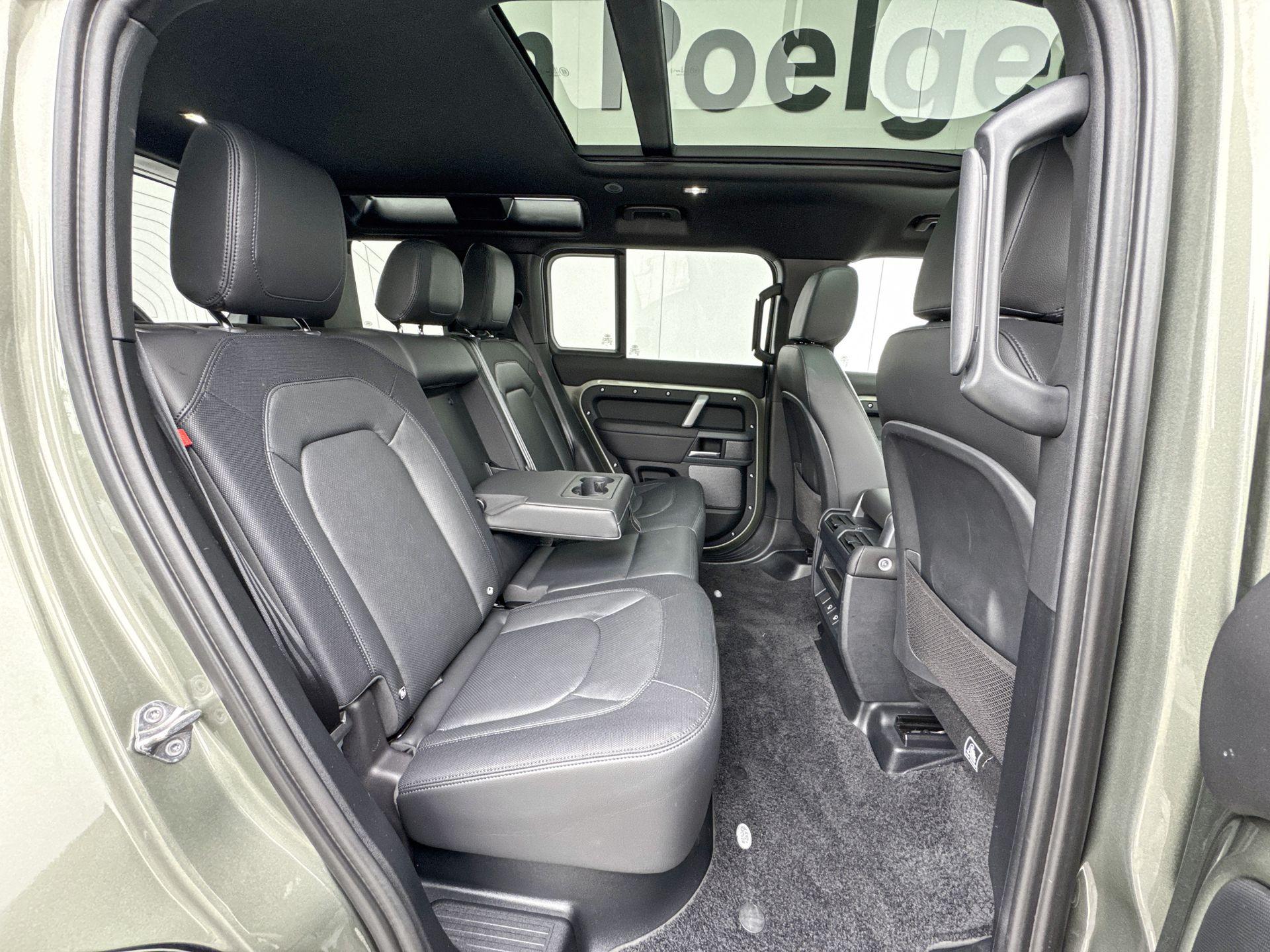 Land Rover Defender 110