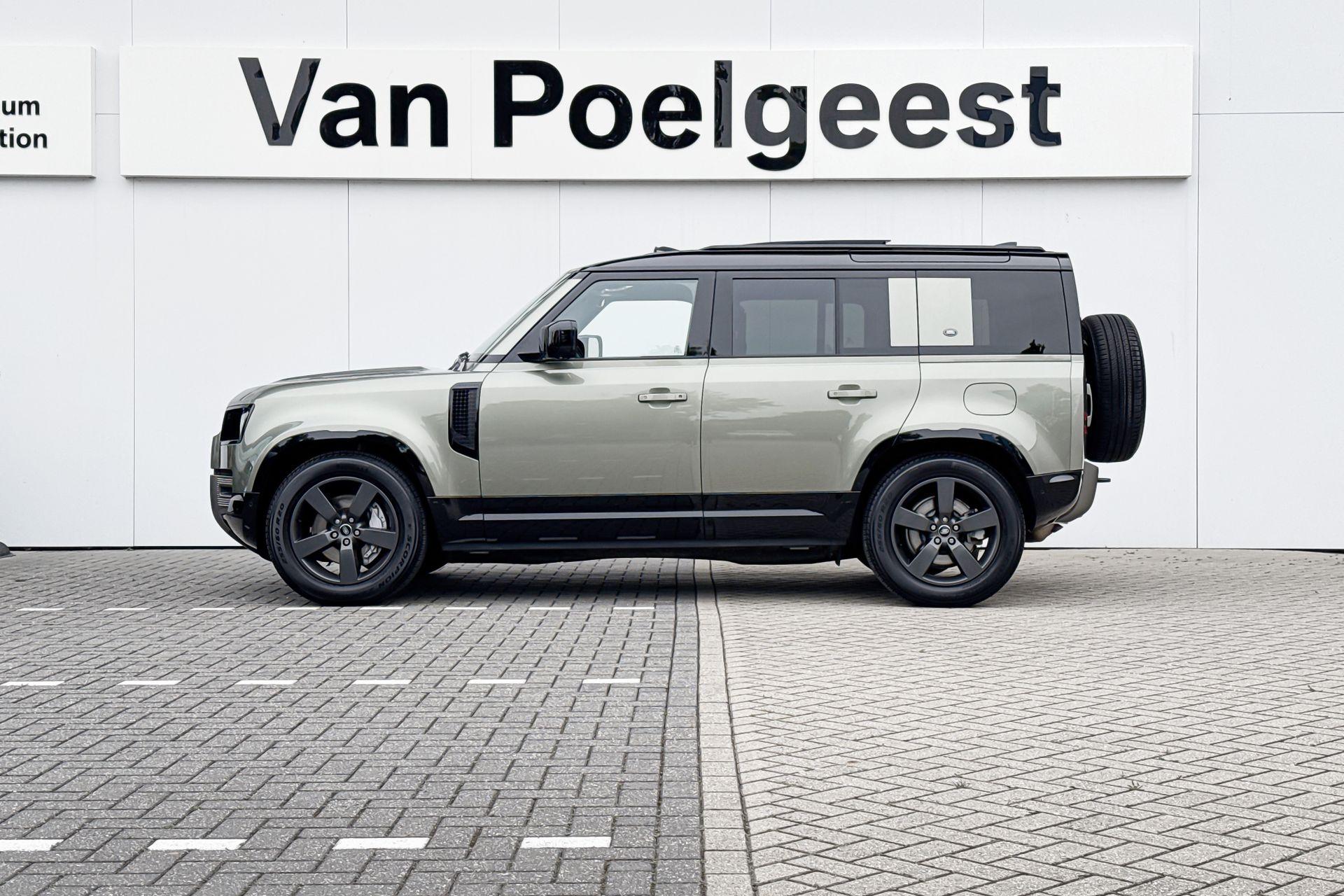 Land Rover Defender 110