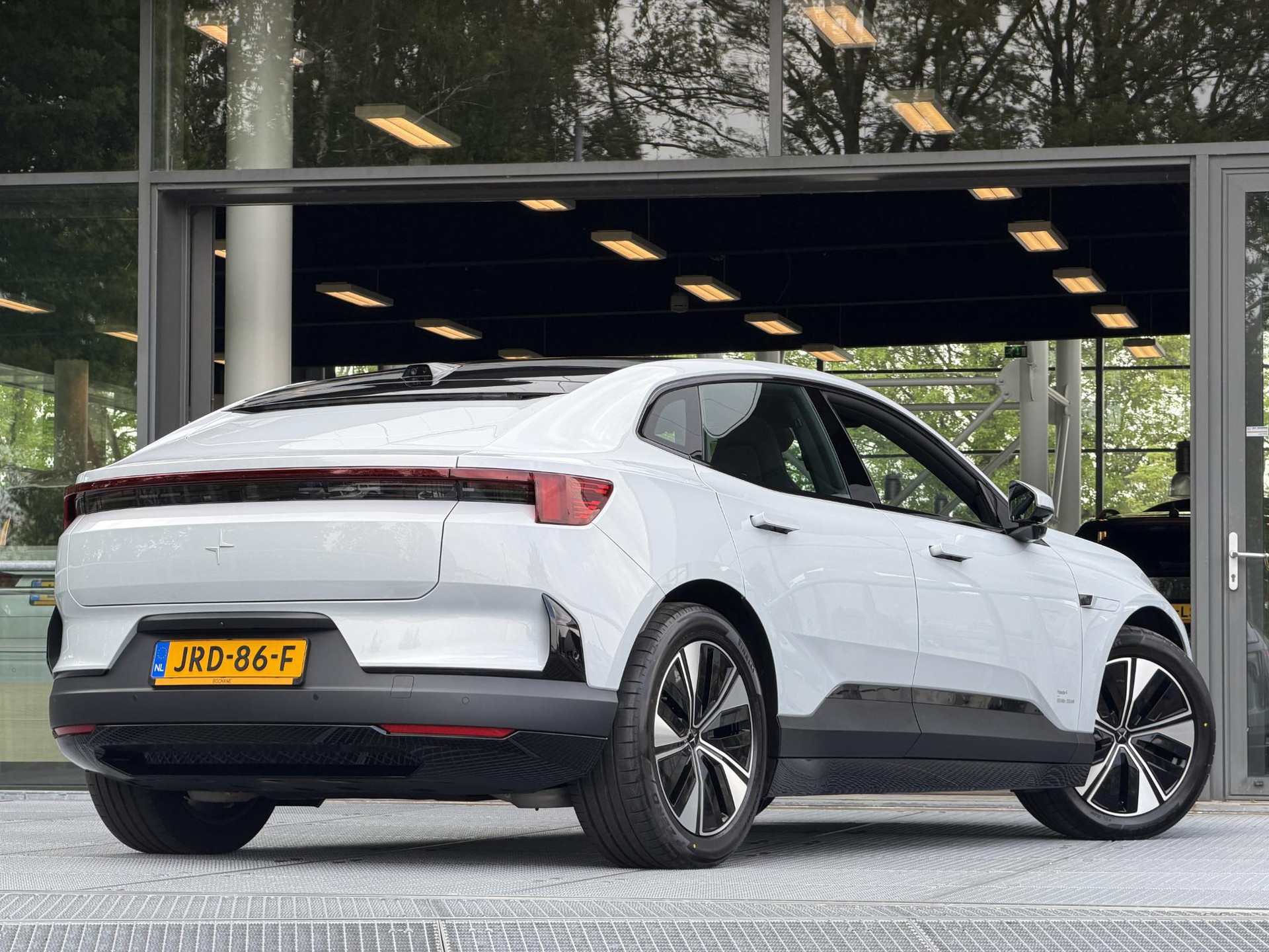 Polestar Polestar 4
