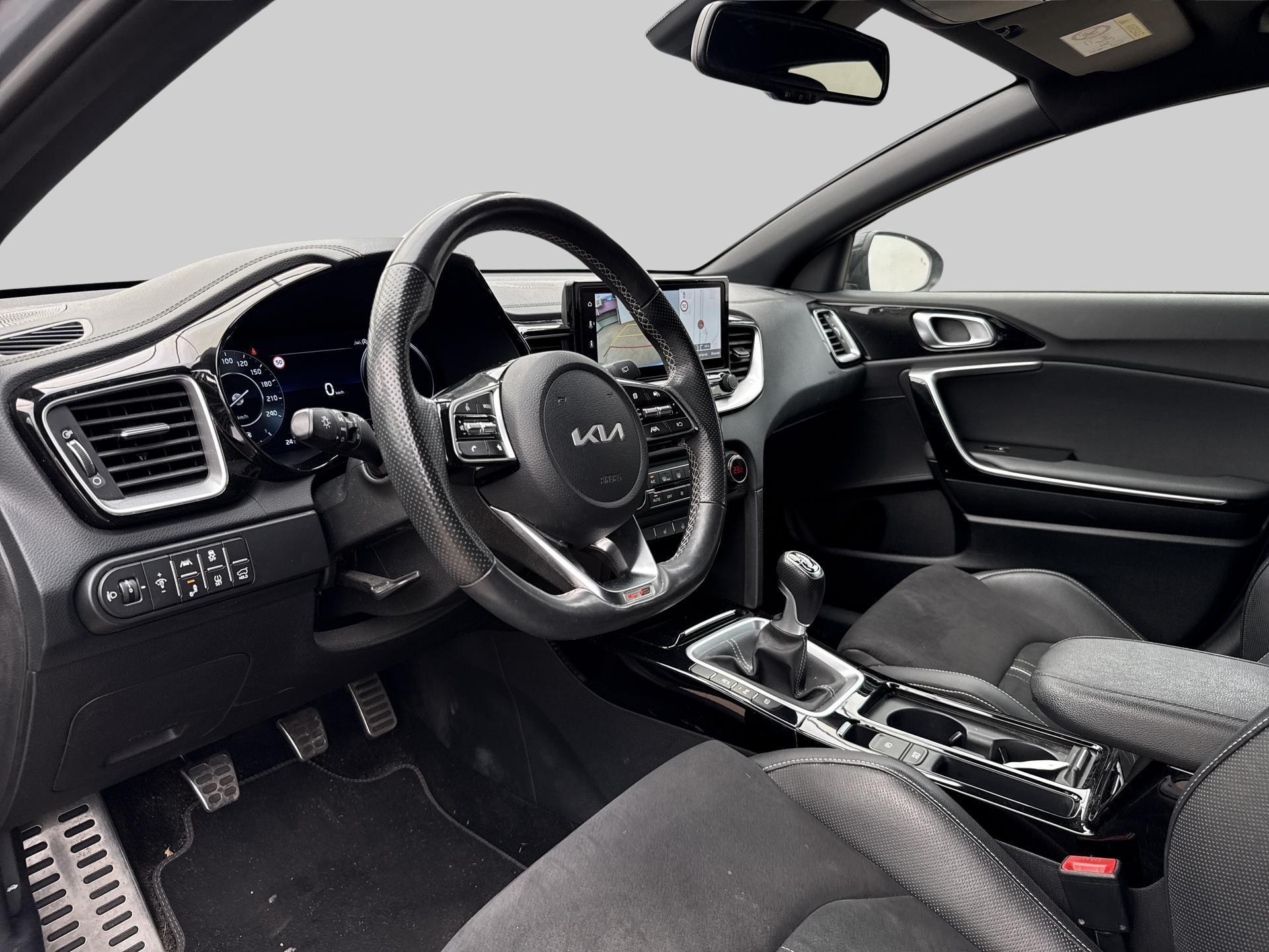 Kia Proceed