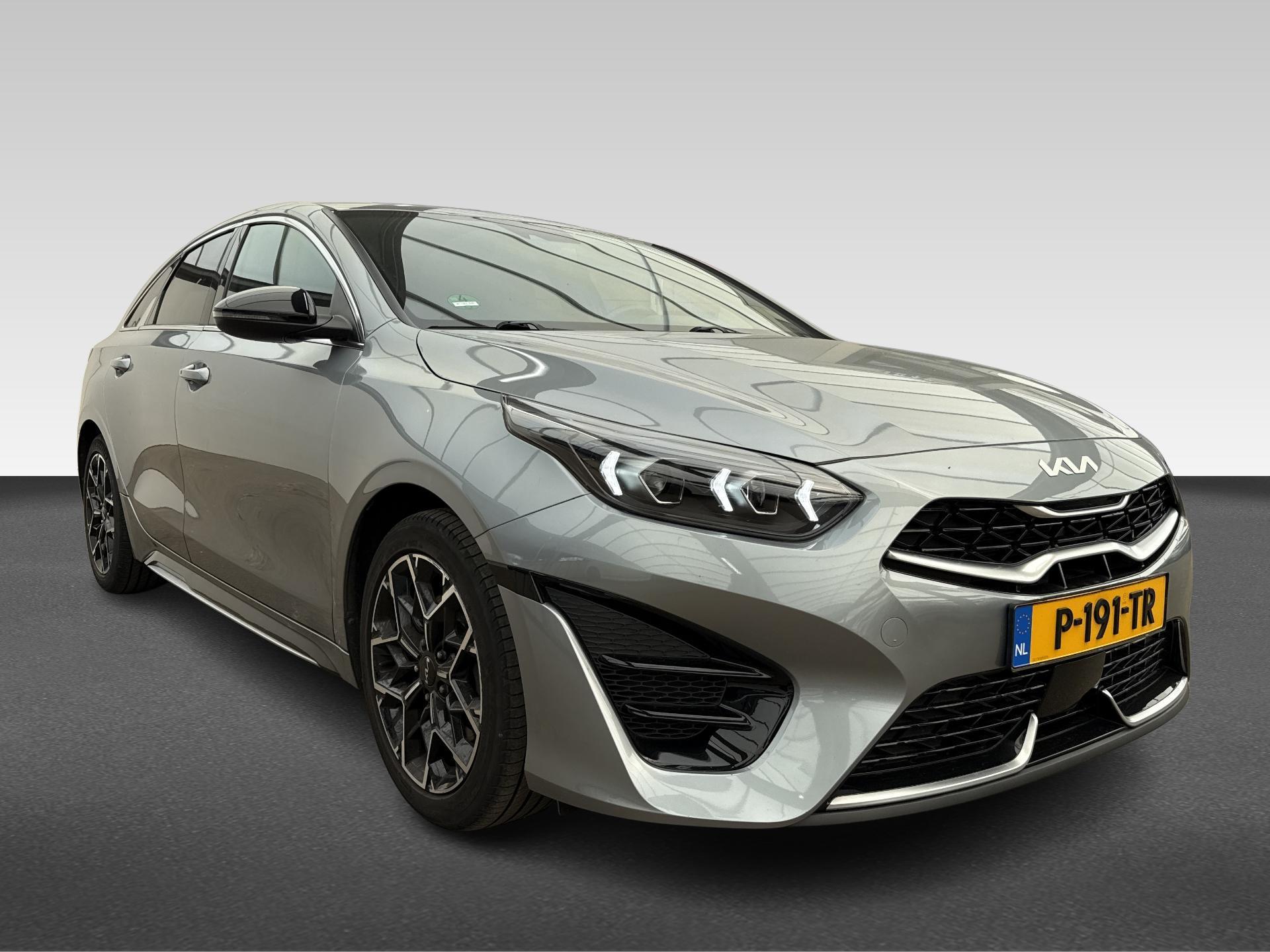 Kia Proceed