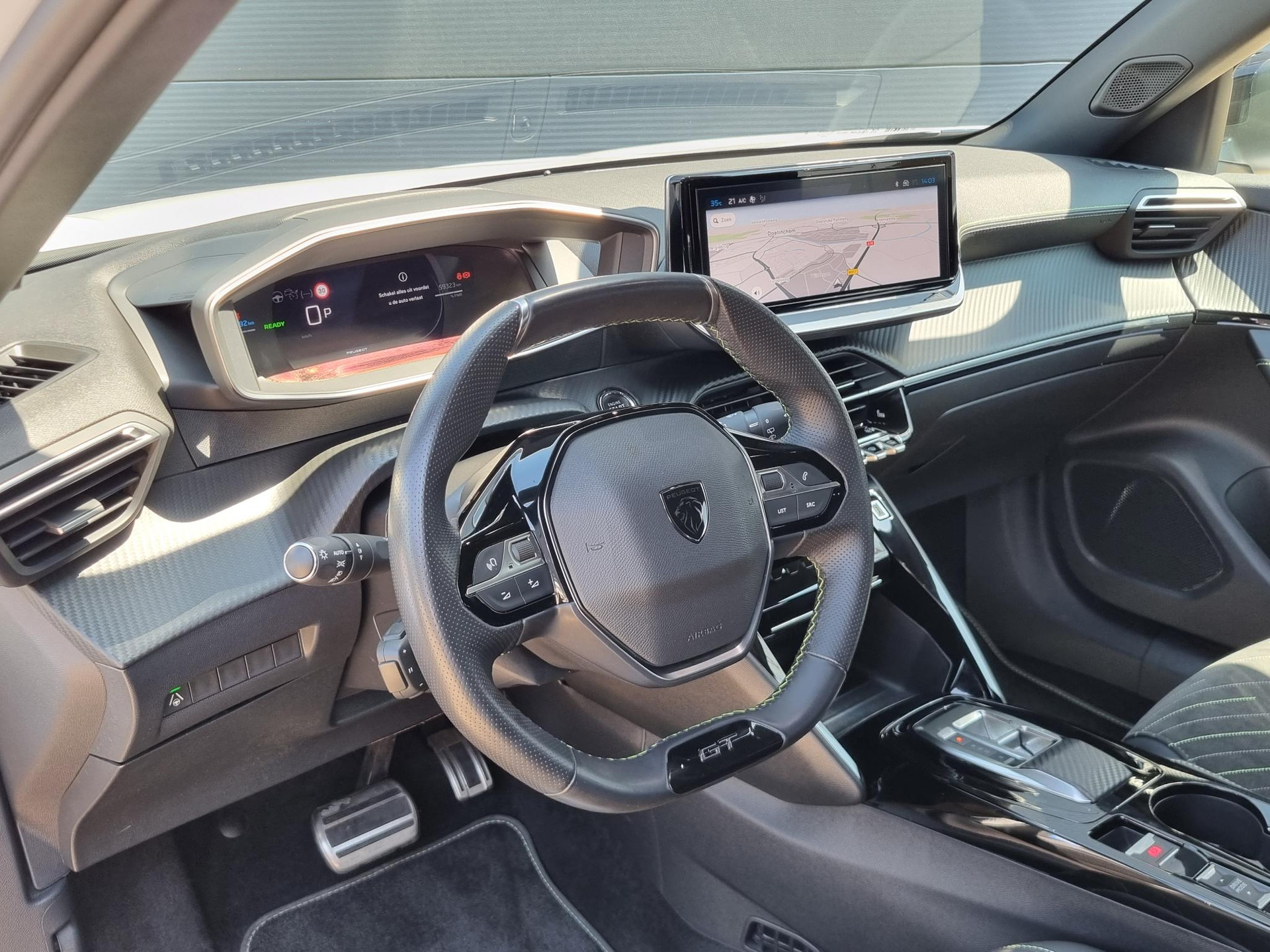 Peugeot e-2008