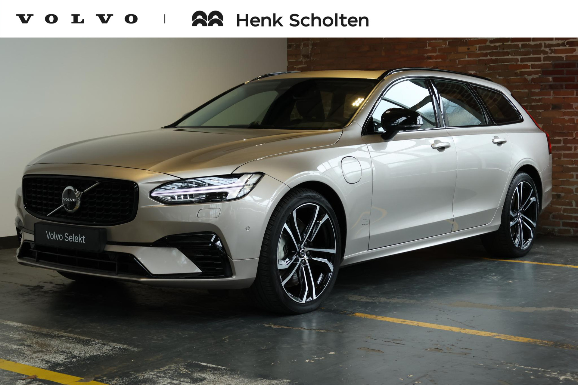 Volvo V90