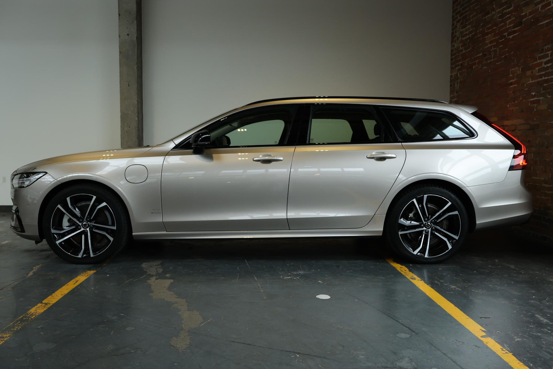Volvo V90
