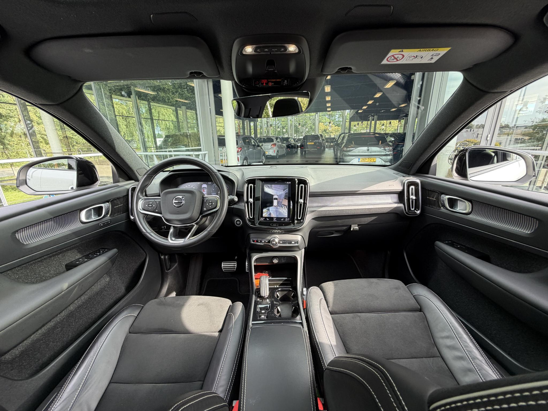 Volvo XC40