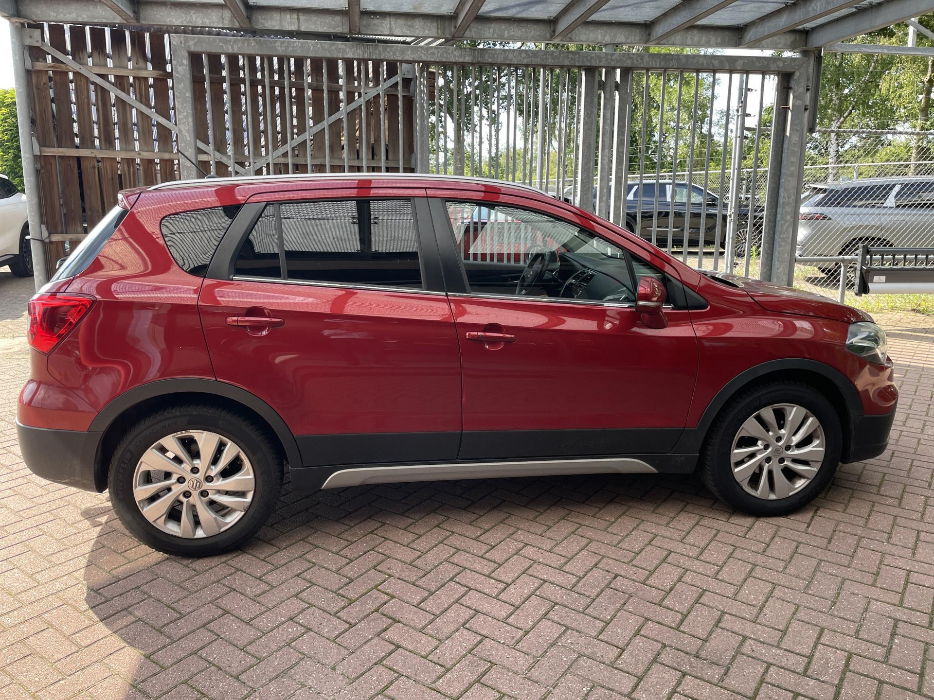 Suzuki S-Cross