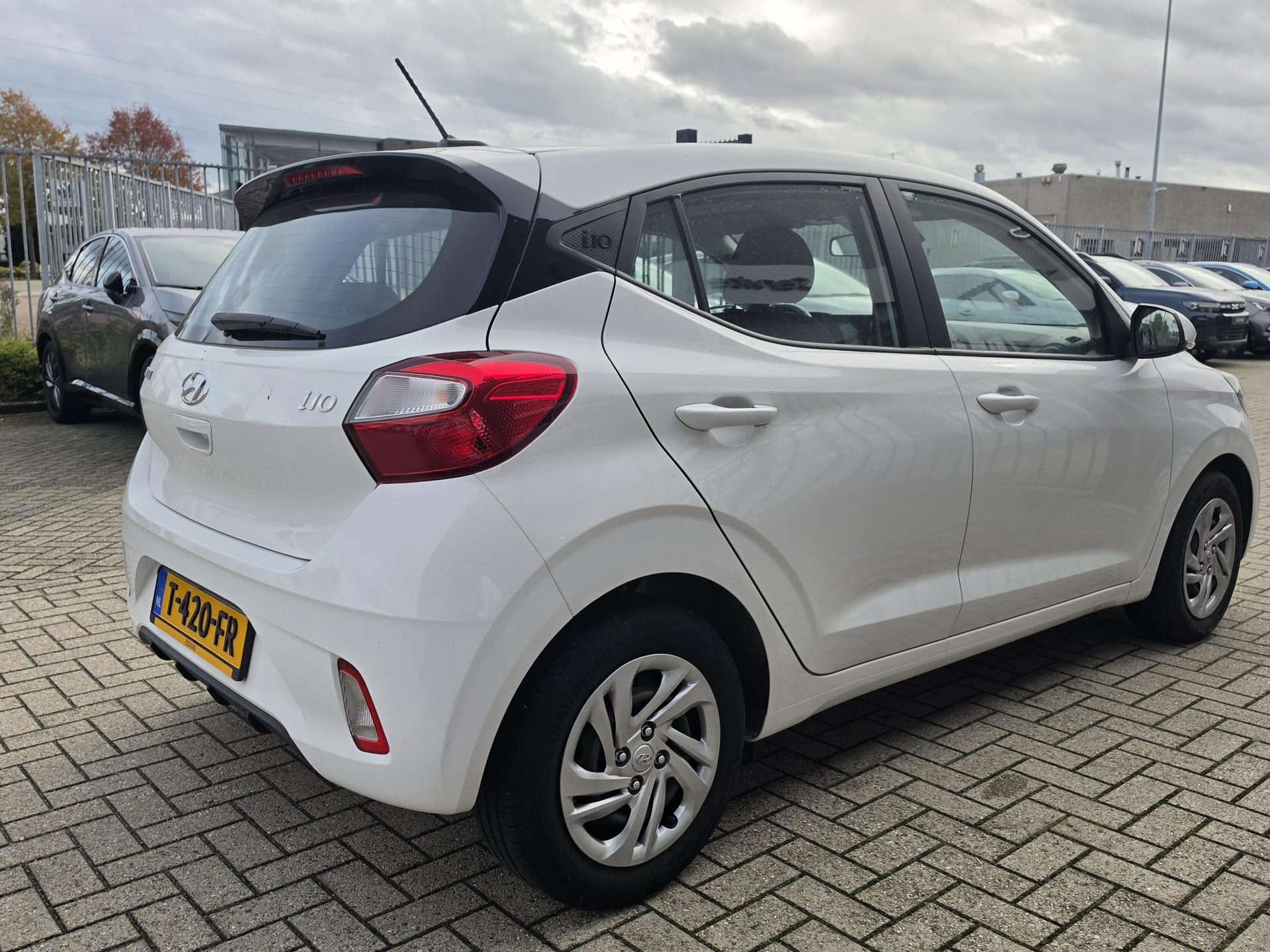 Hyundai i10
