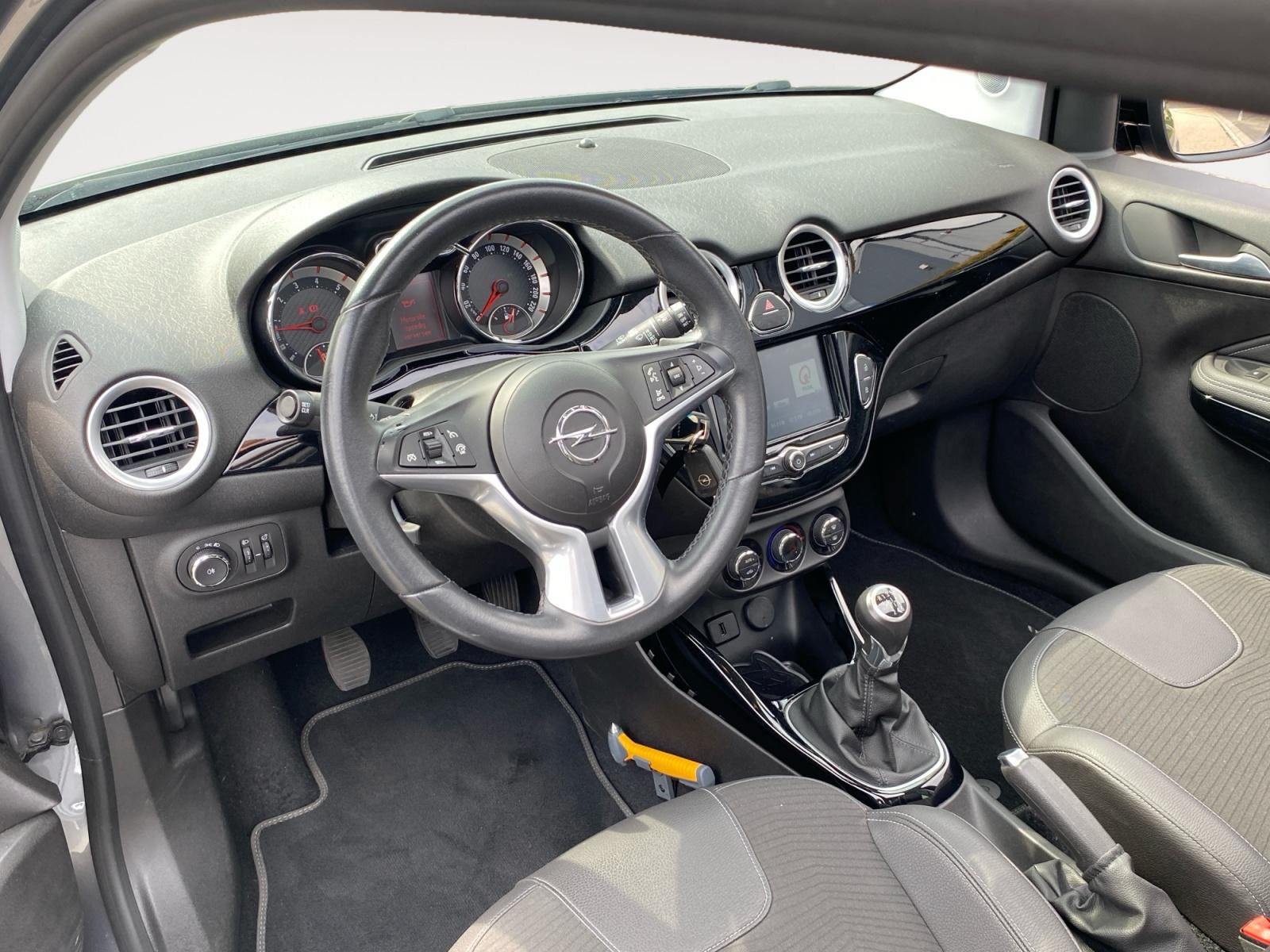Opel Adam