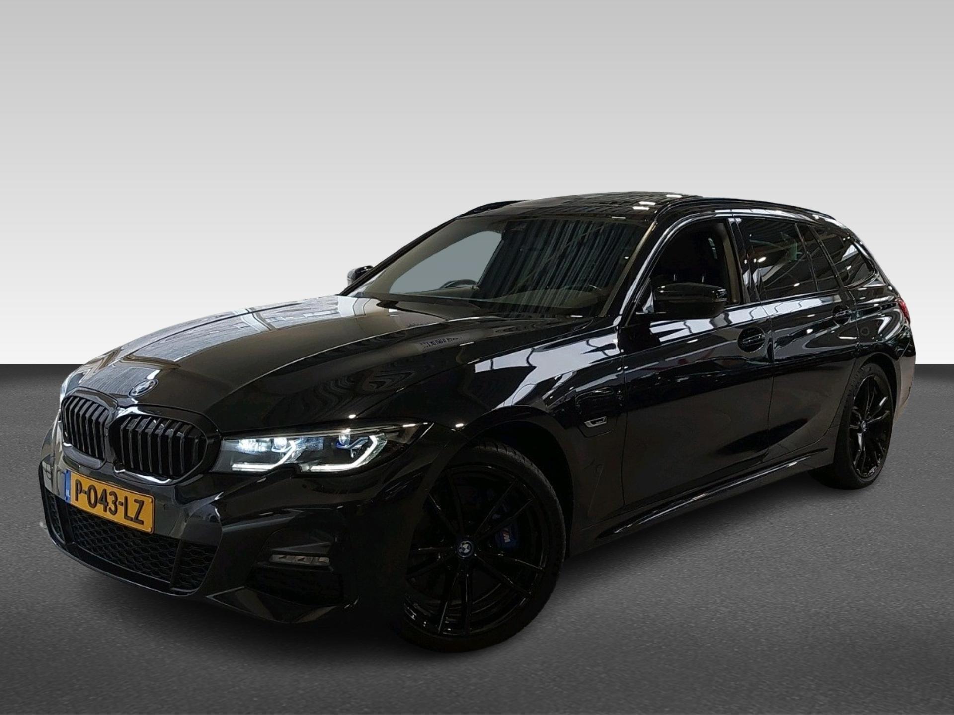 BMW 3 Series Touring 330e M Sport SOH 97% 2022, photo 1