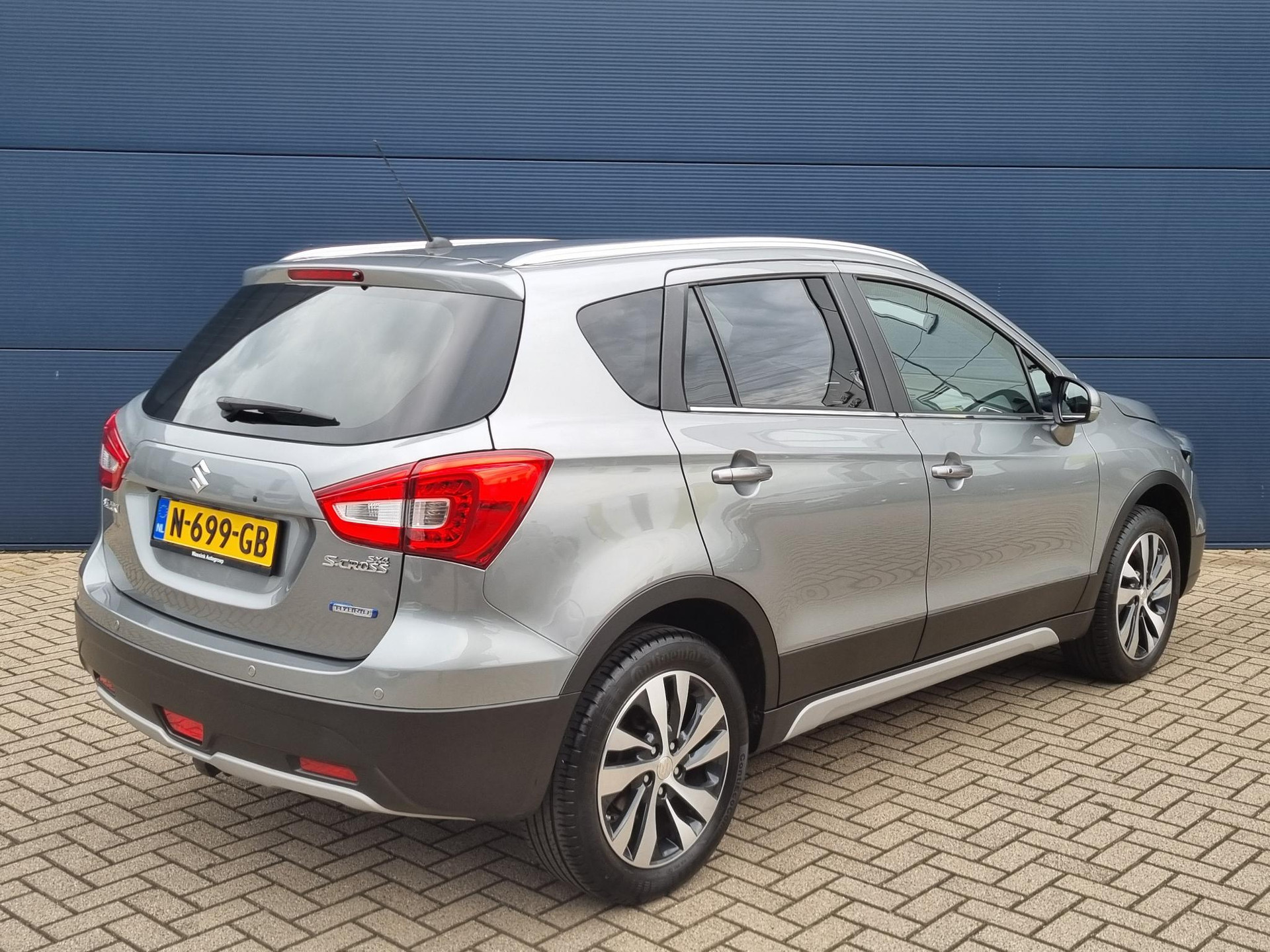 Suzuki S-Cross