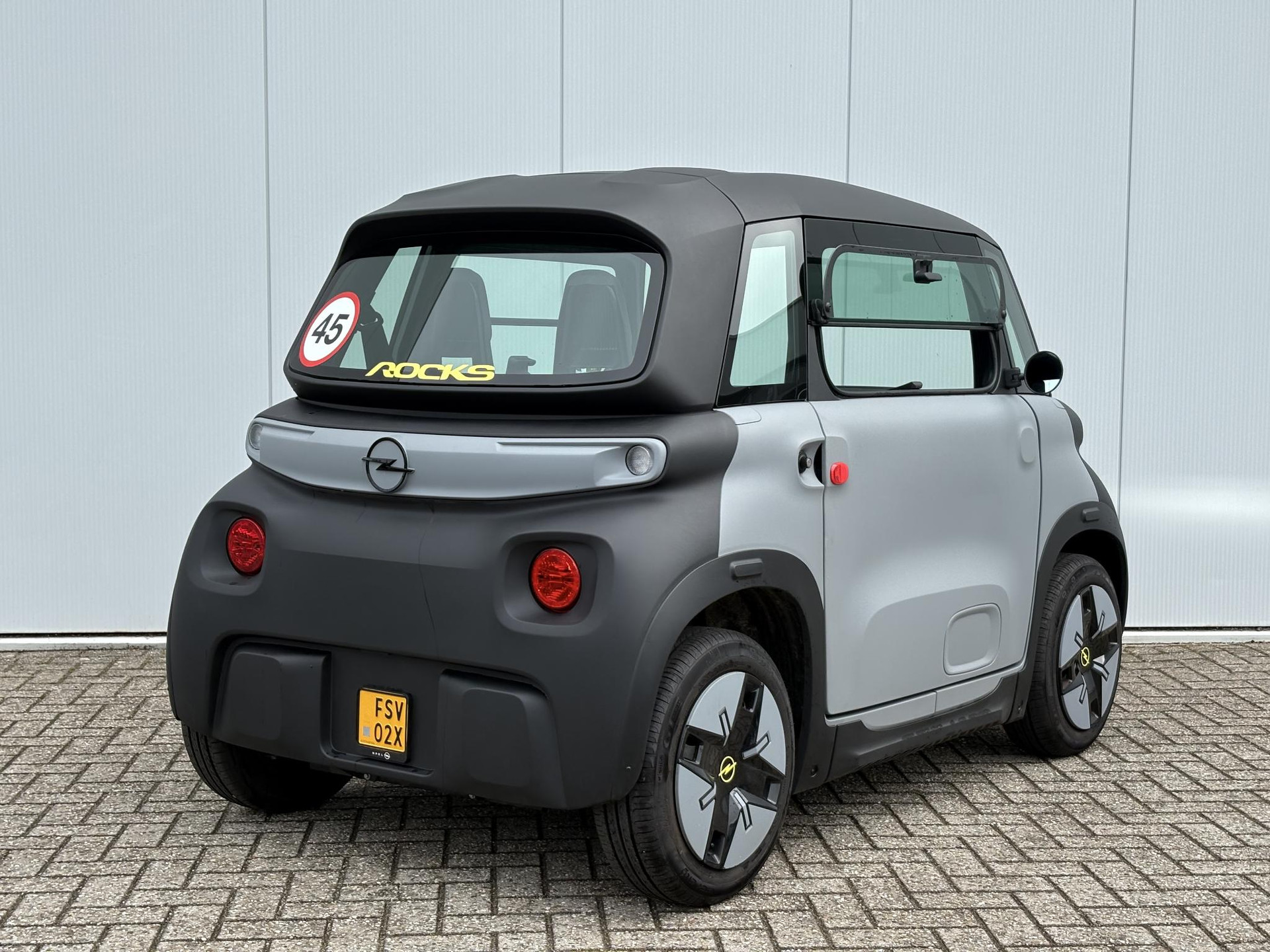 Opel Rocks-e