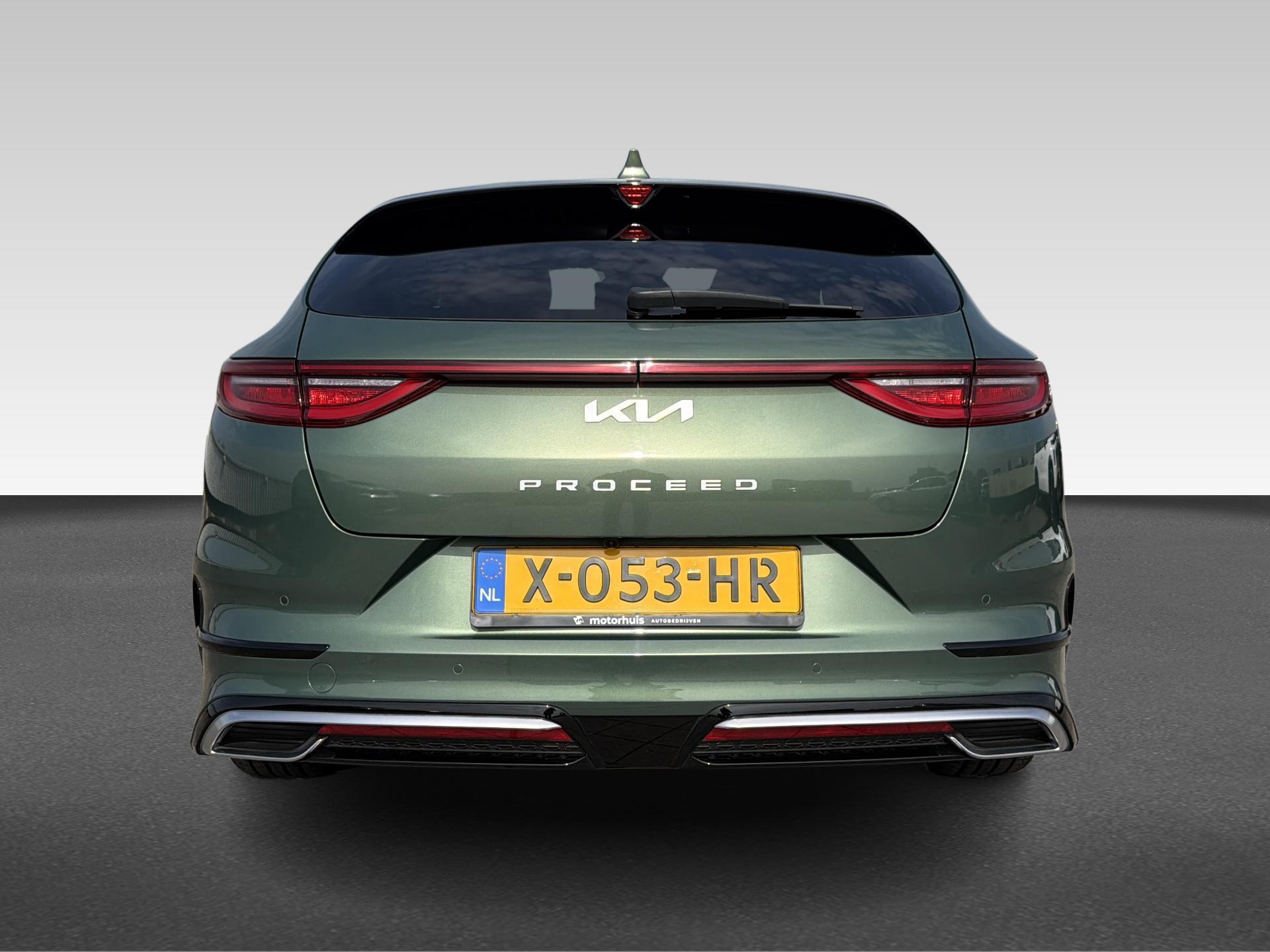 Kia Proceed