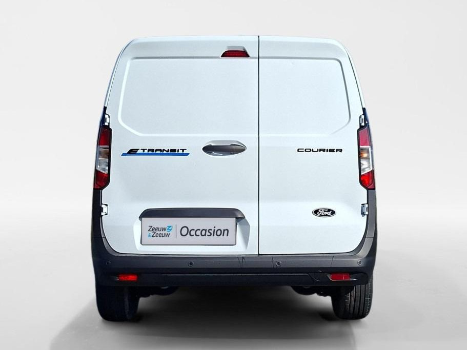 Ford E-Transit Courier