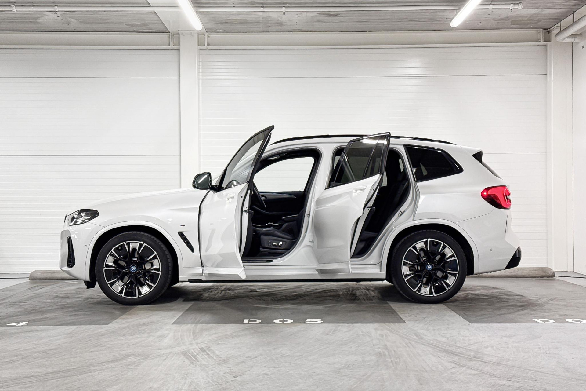 BMW iX3