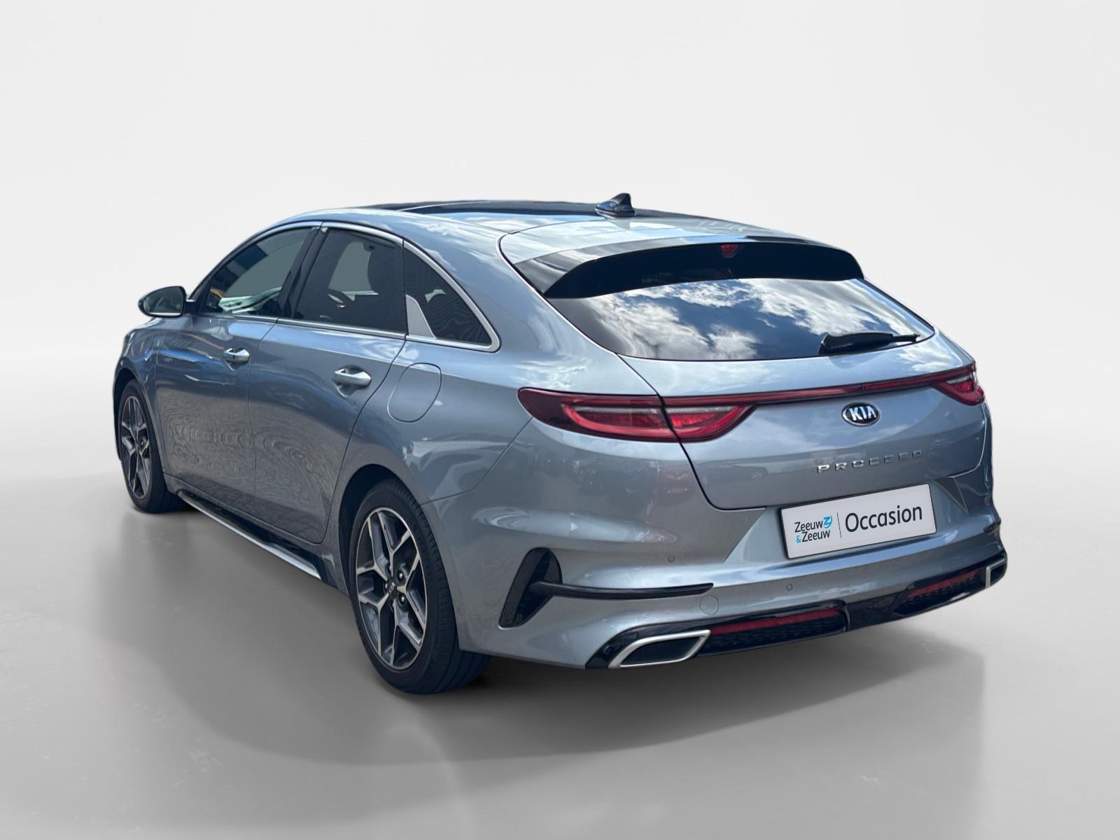 Kia Proceed