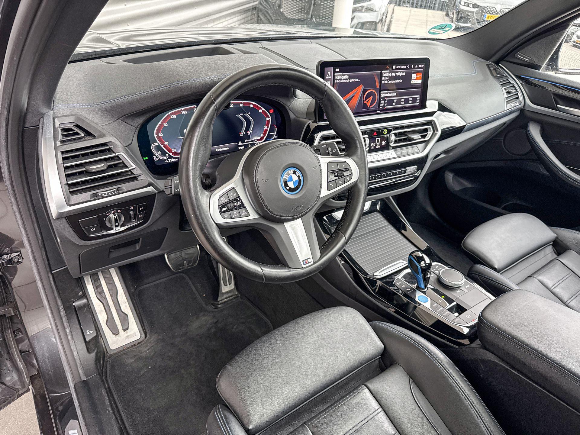 BMW iX3