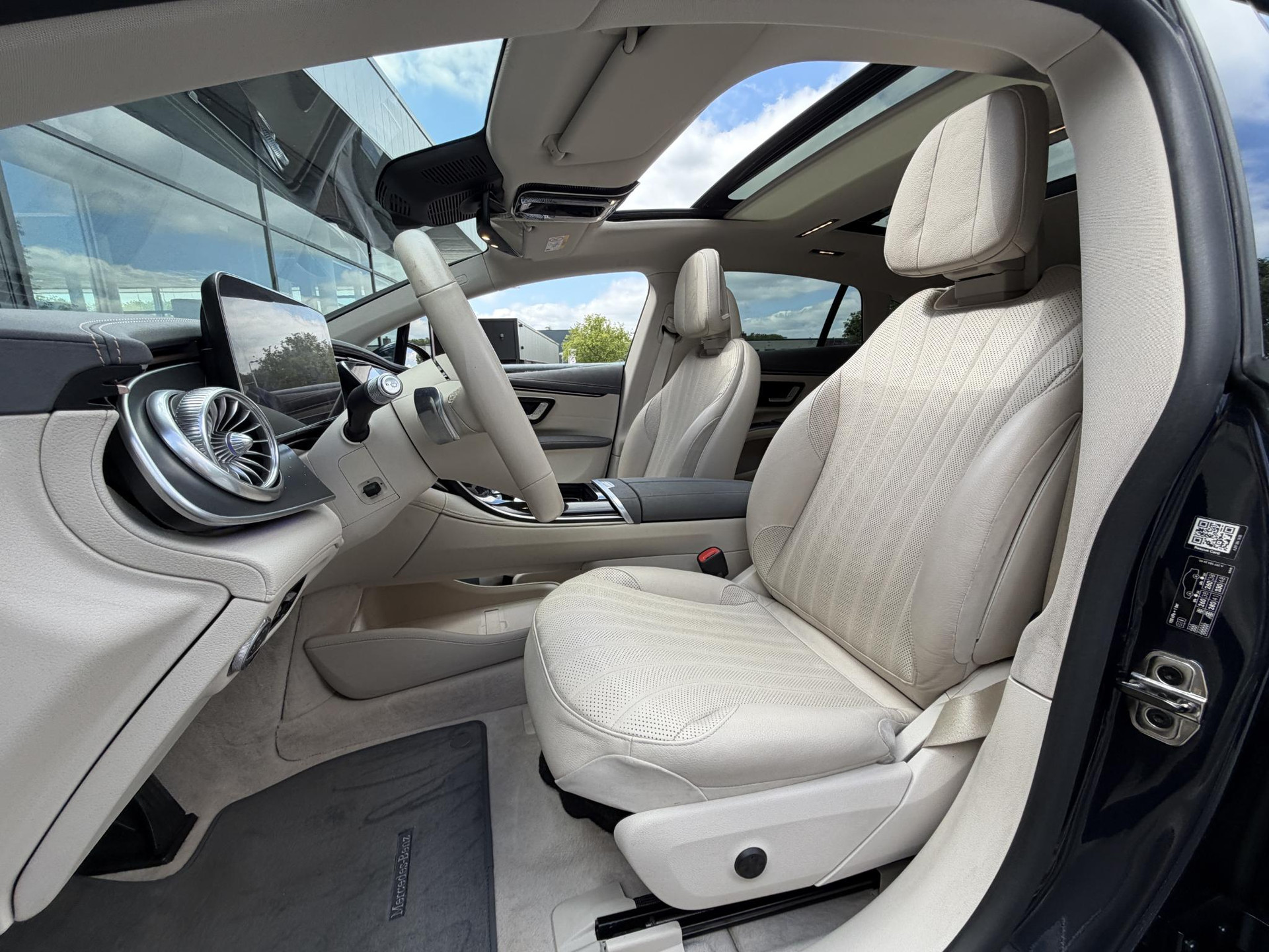 Mercedes-Benz Eqs