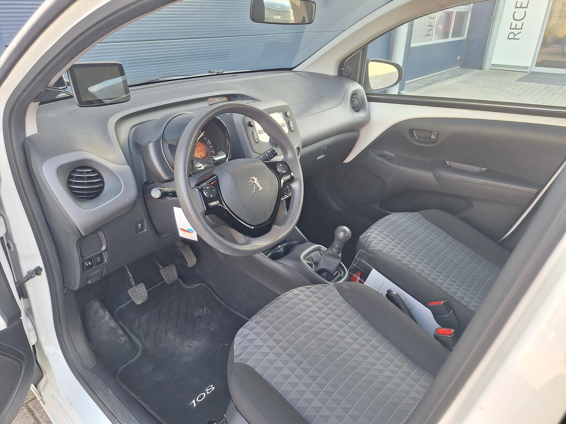 Peugeot 108