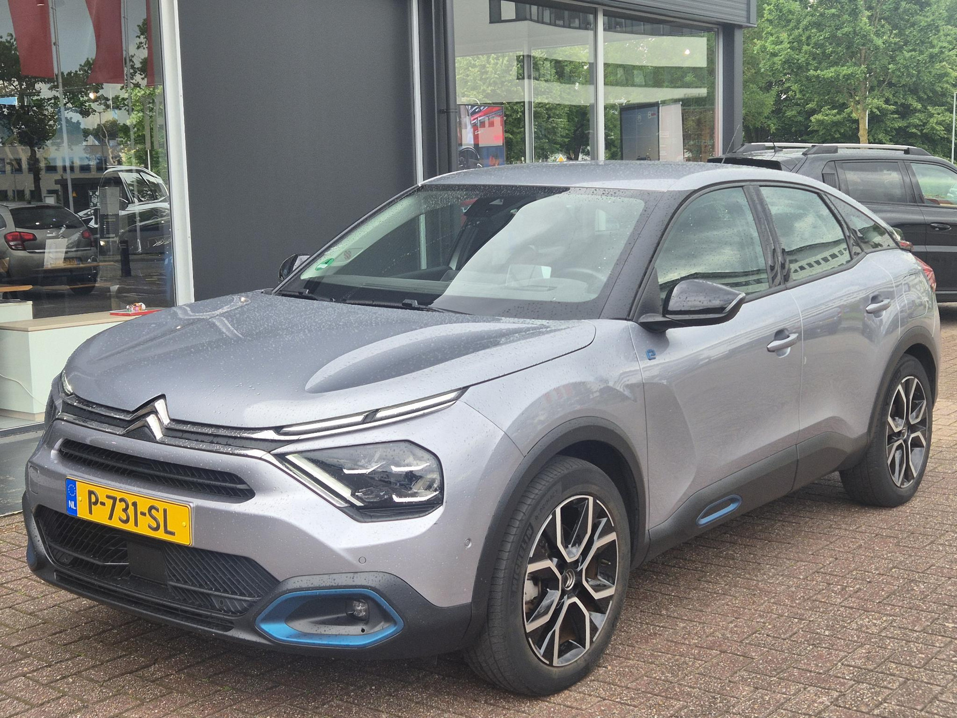Citroën ë-C4