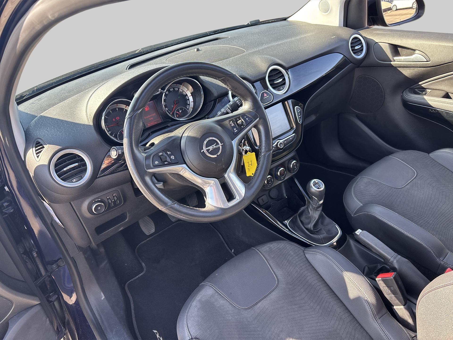 Opel Adam
