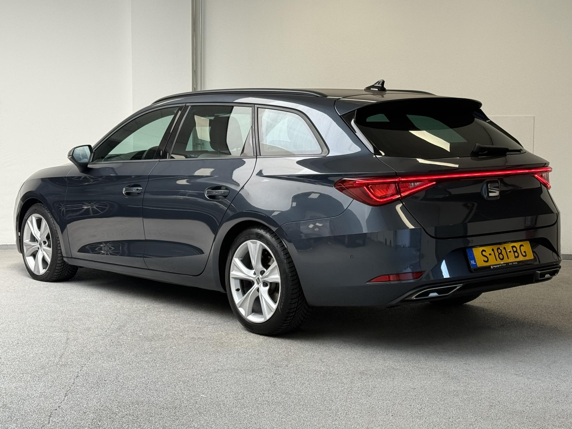 SEAT León