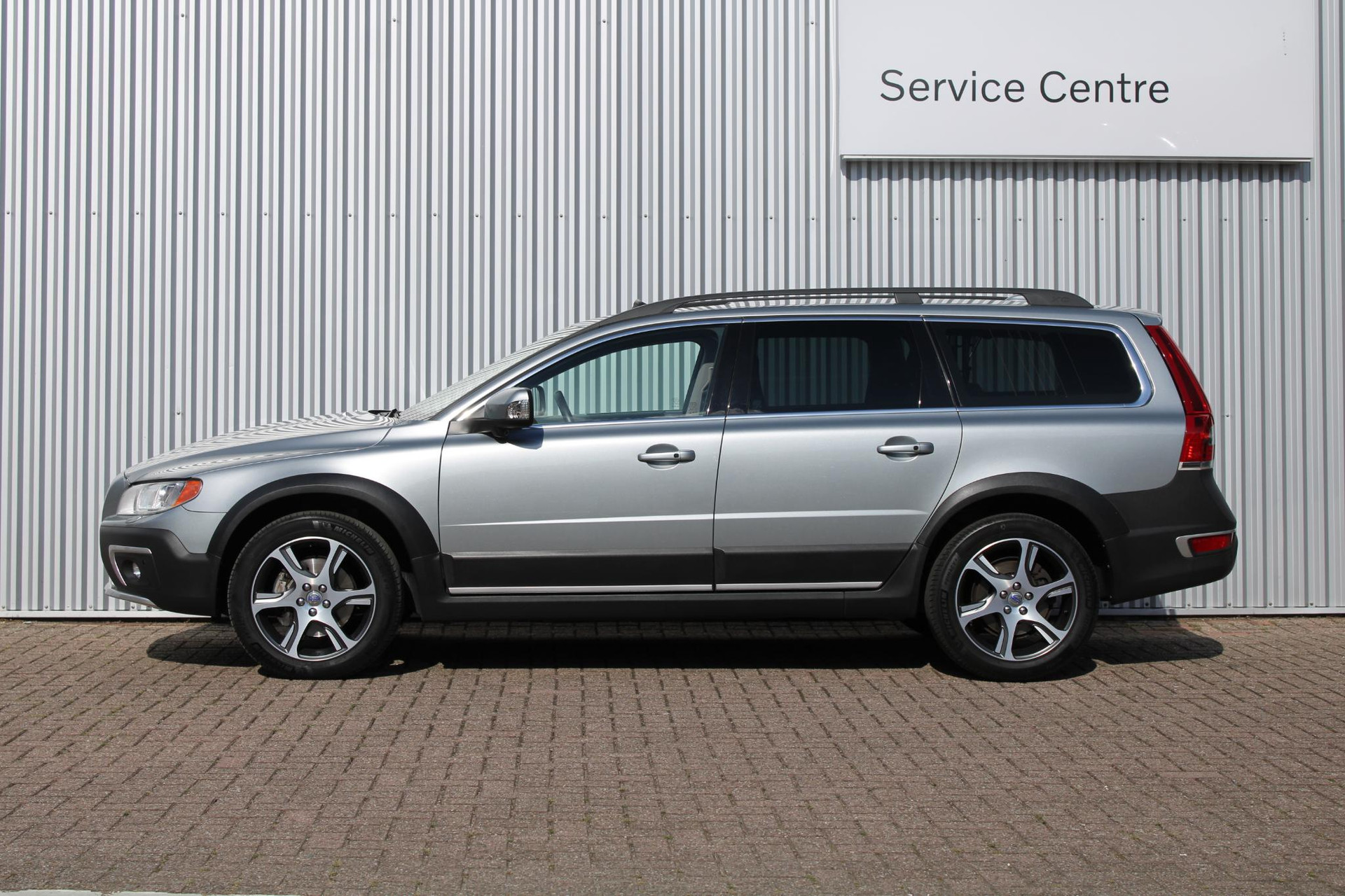 Volvo XC70