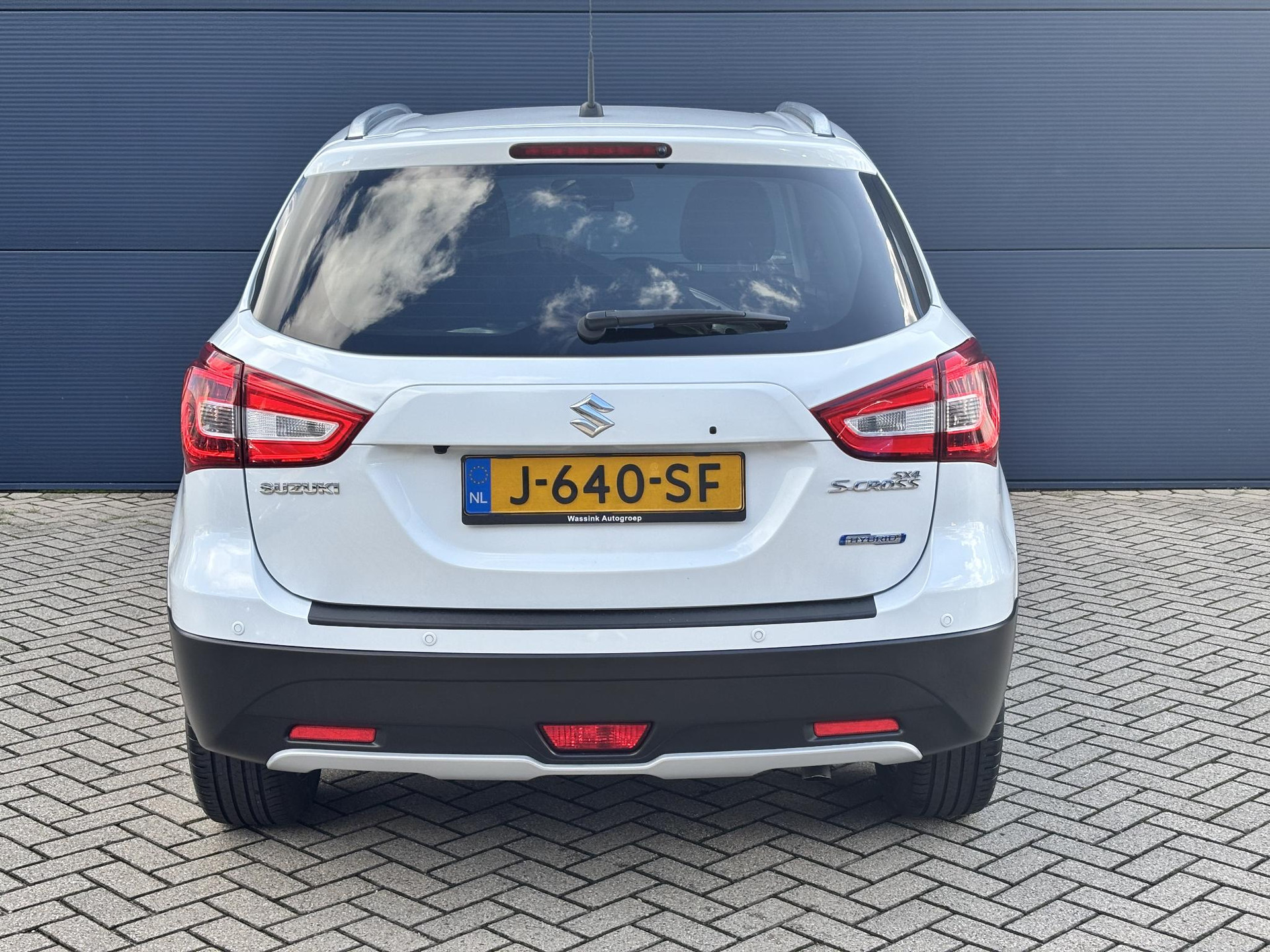 Suzuki S-Cross