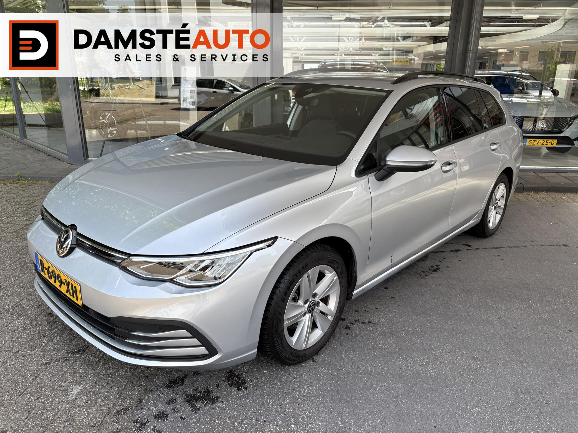 Volkswagen Golf Variant TSI 110pk Life Business