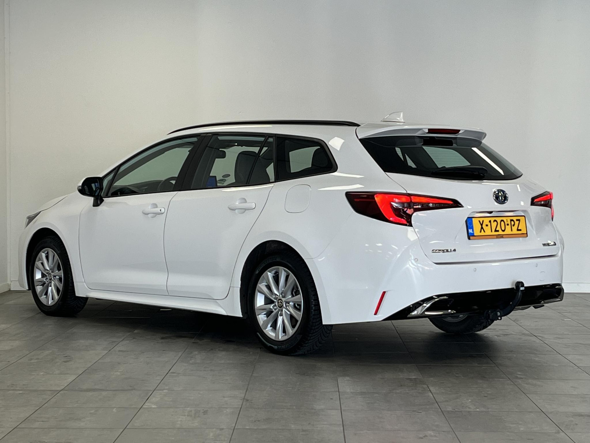 Toyota Corolla Touring Sports