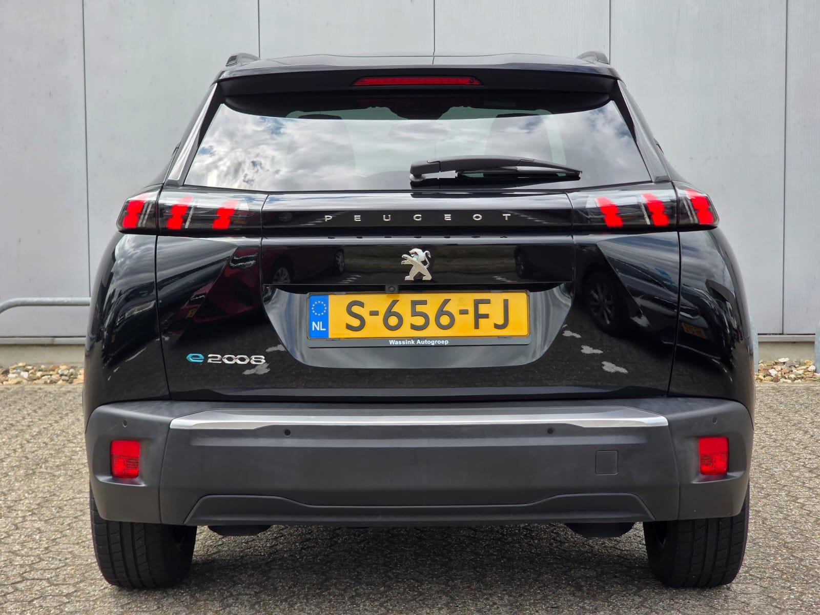 Peugeot e-2008