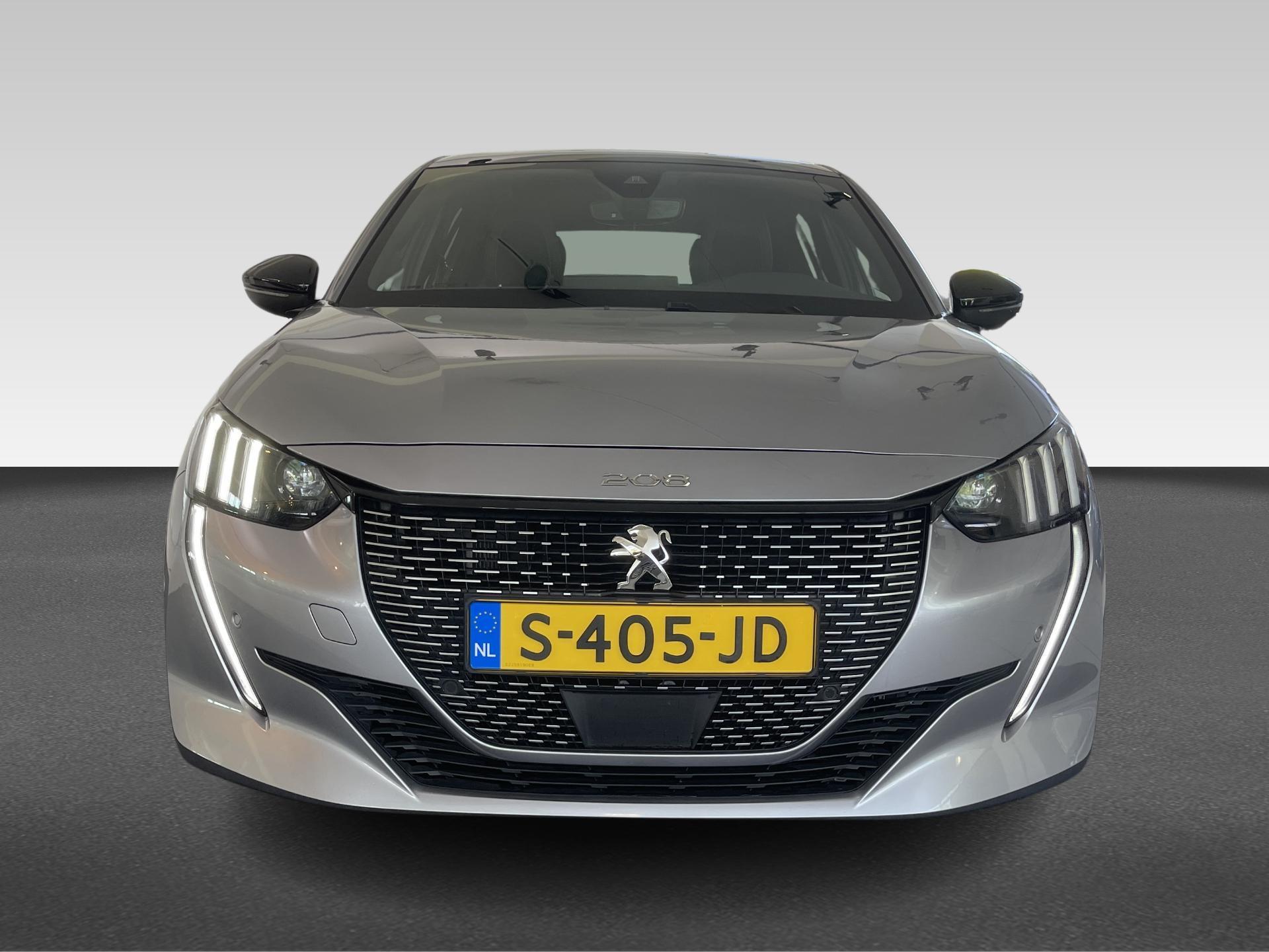 Peugeot e-208