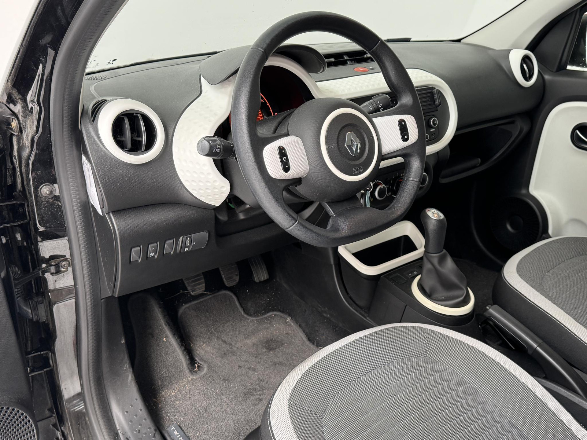 Renault Twingo 1.0 SCe Collection foto 24