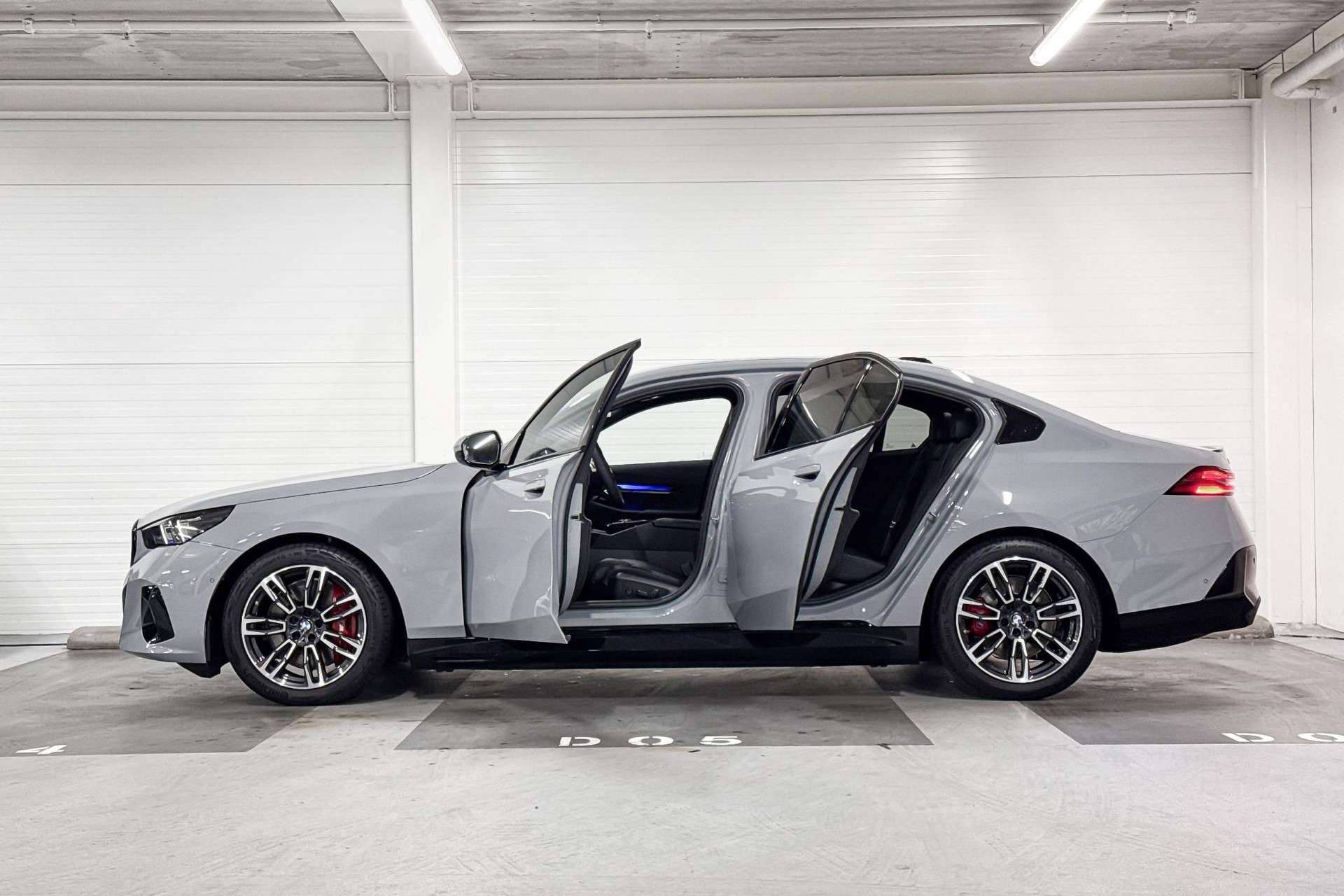 BMW i5