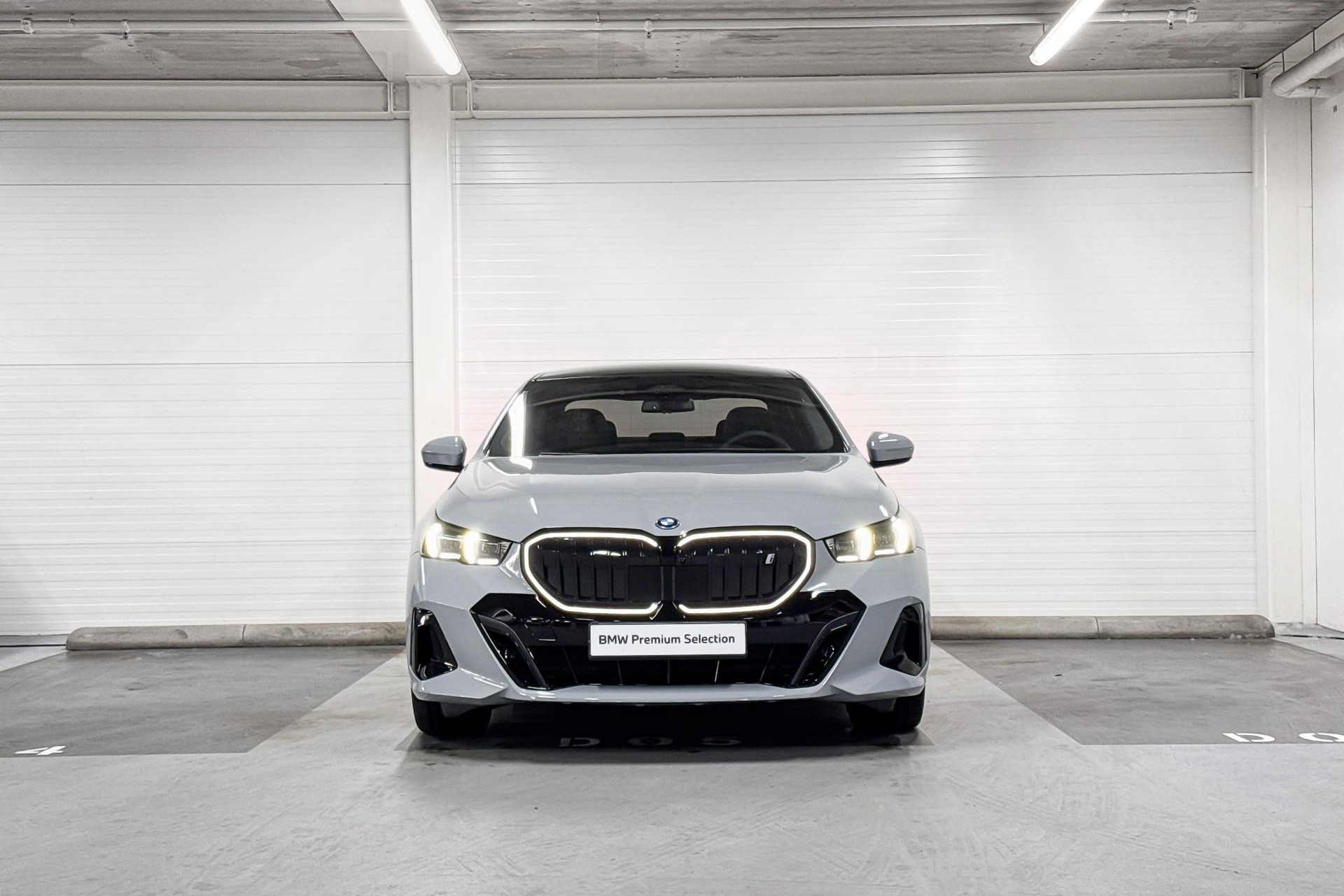 BMW i5