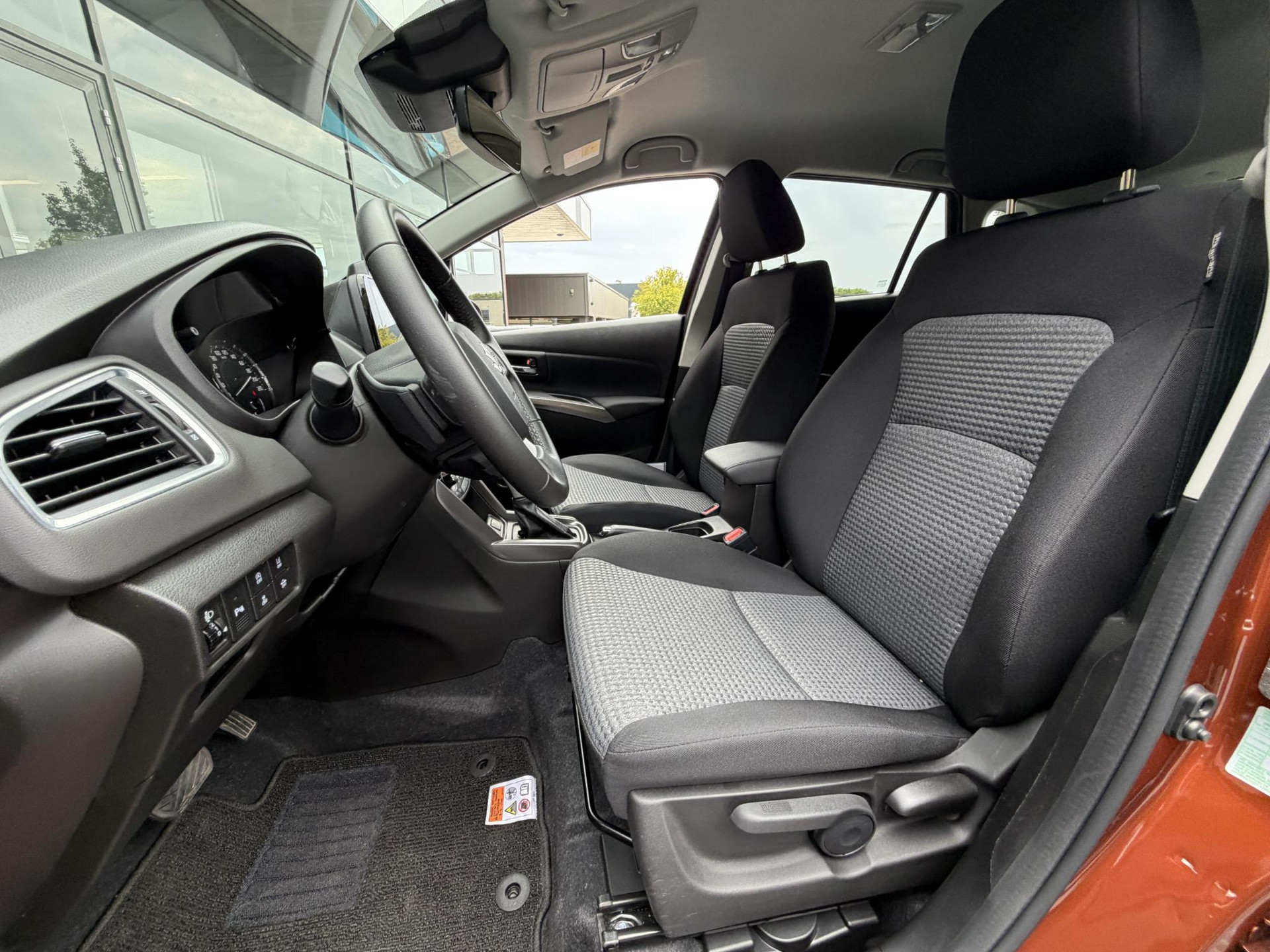 Suzuki S-Cross