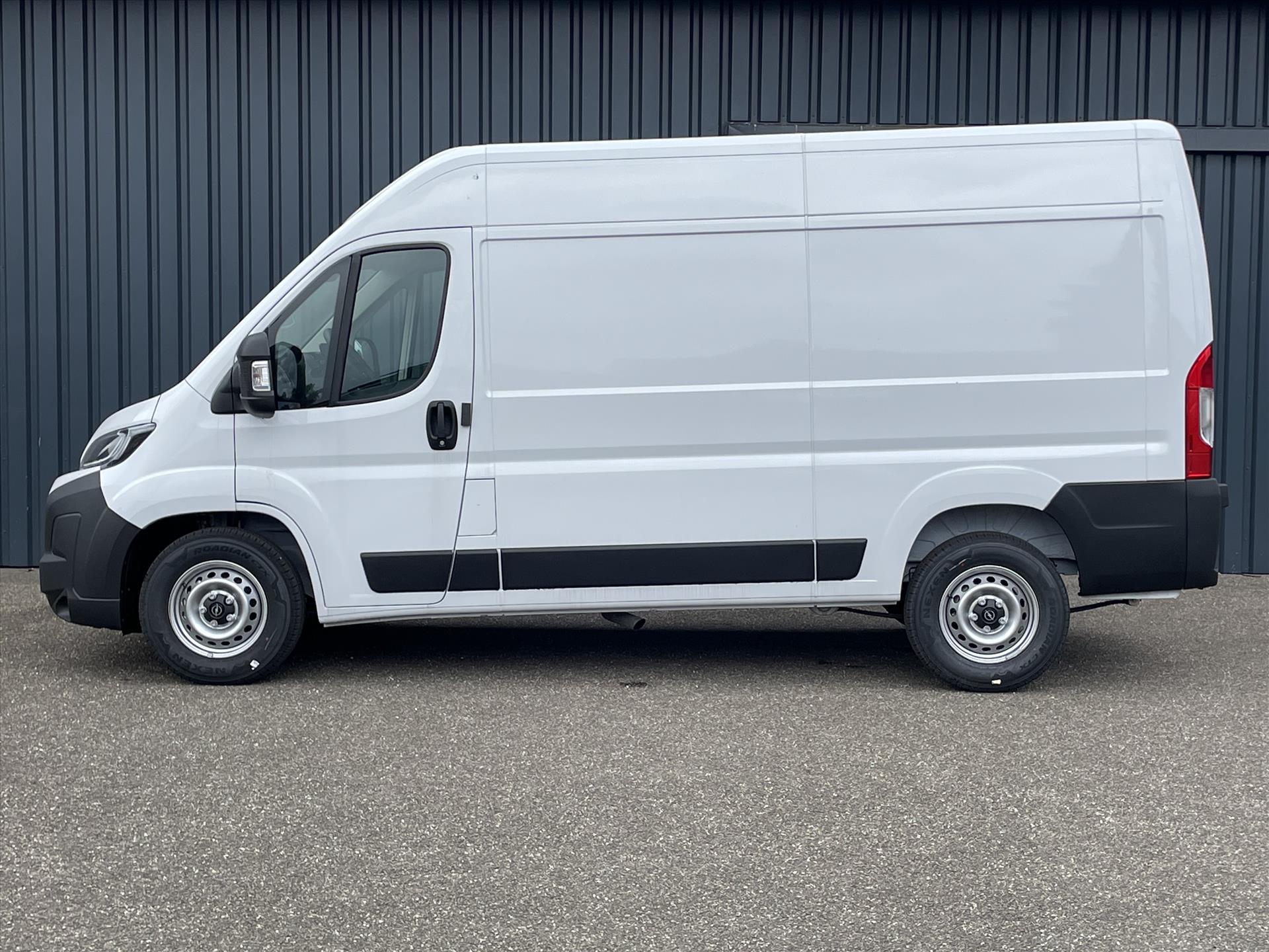 Opel Movano