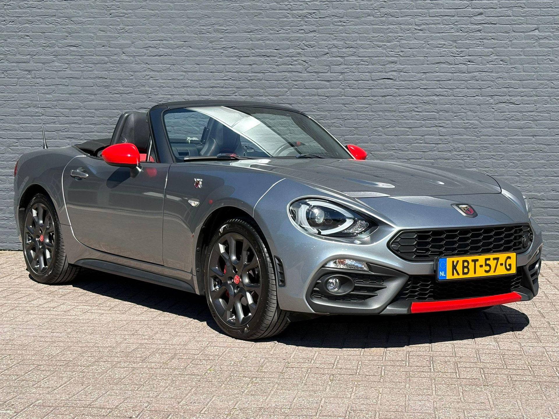 Fiat 124 Spider